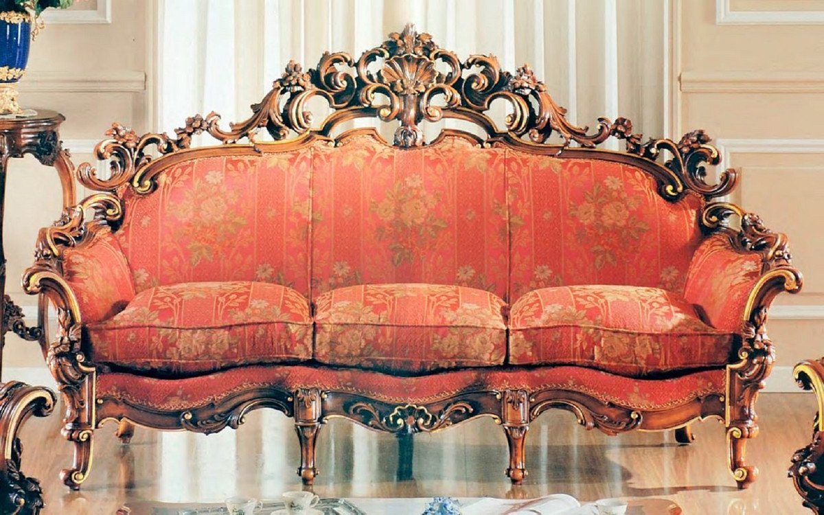 Casa Padrino Sofa Luxus Barock Sofa Rot / Braun / Gold - Prunkvolles Wohnzimmer Sofa mit elegantem Muster - Barock Wohnzimmer & Hotel Möbel - Erstklassische Qualität - Made in Italy