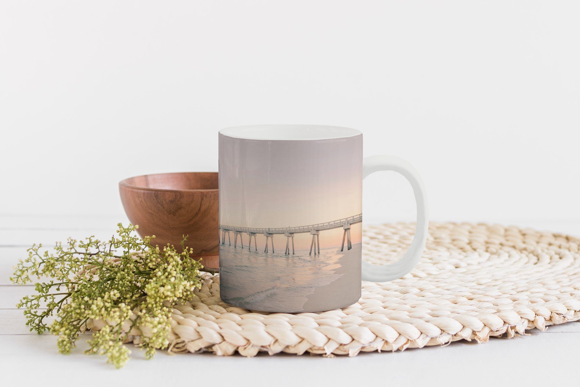 Keramik, Tasse - Sonnenuntergang, Teetasse, Brücke Meer - Kaffeetassen, Teetasse, Strand - MuchoWow Geschenk - Becher, Natur