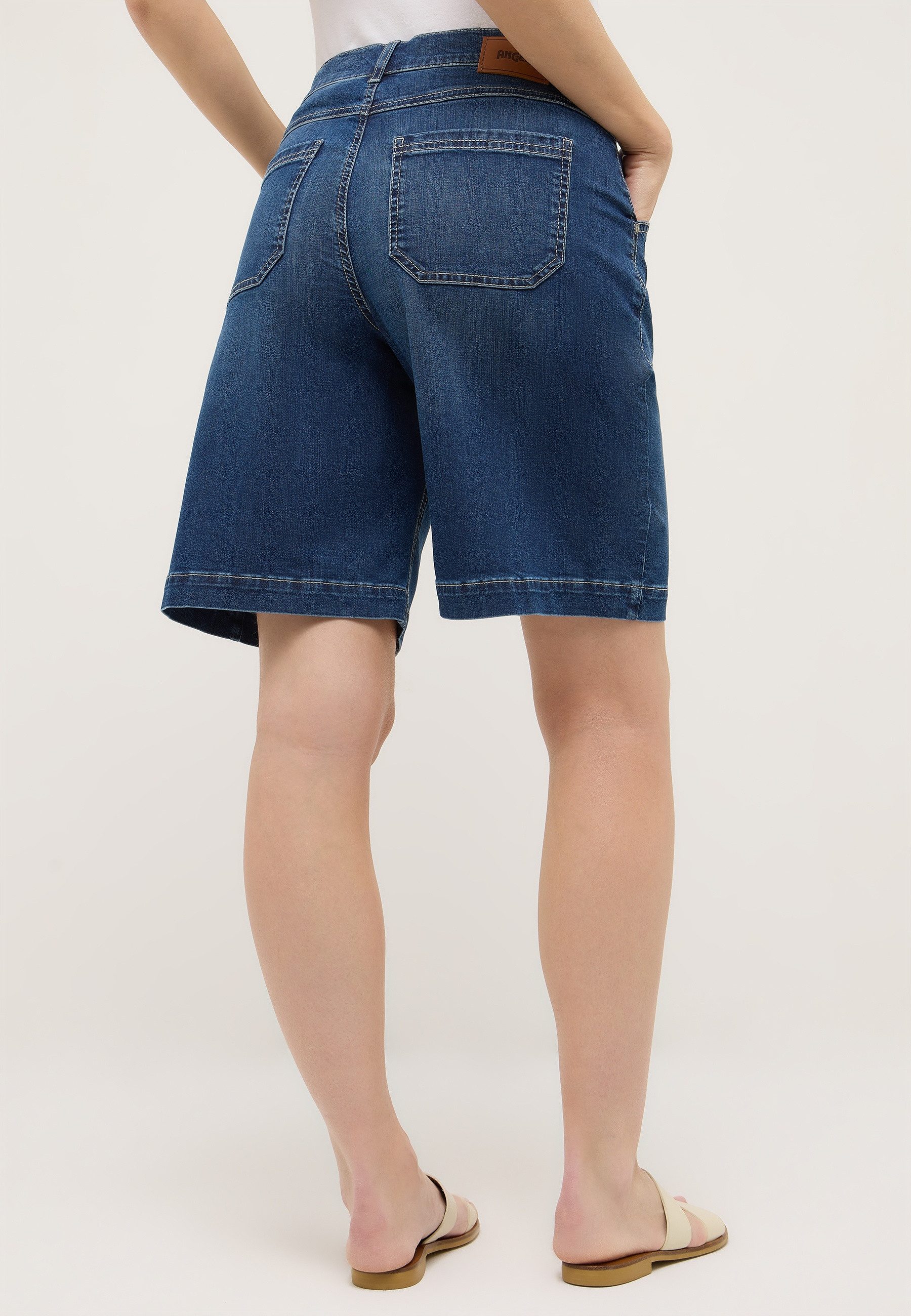 ANGELS Jeansshorts LIA URBAN im Five-Pocket Style
