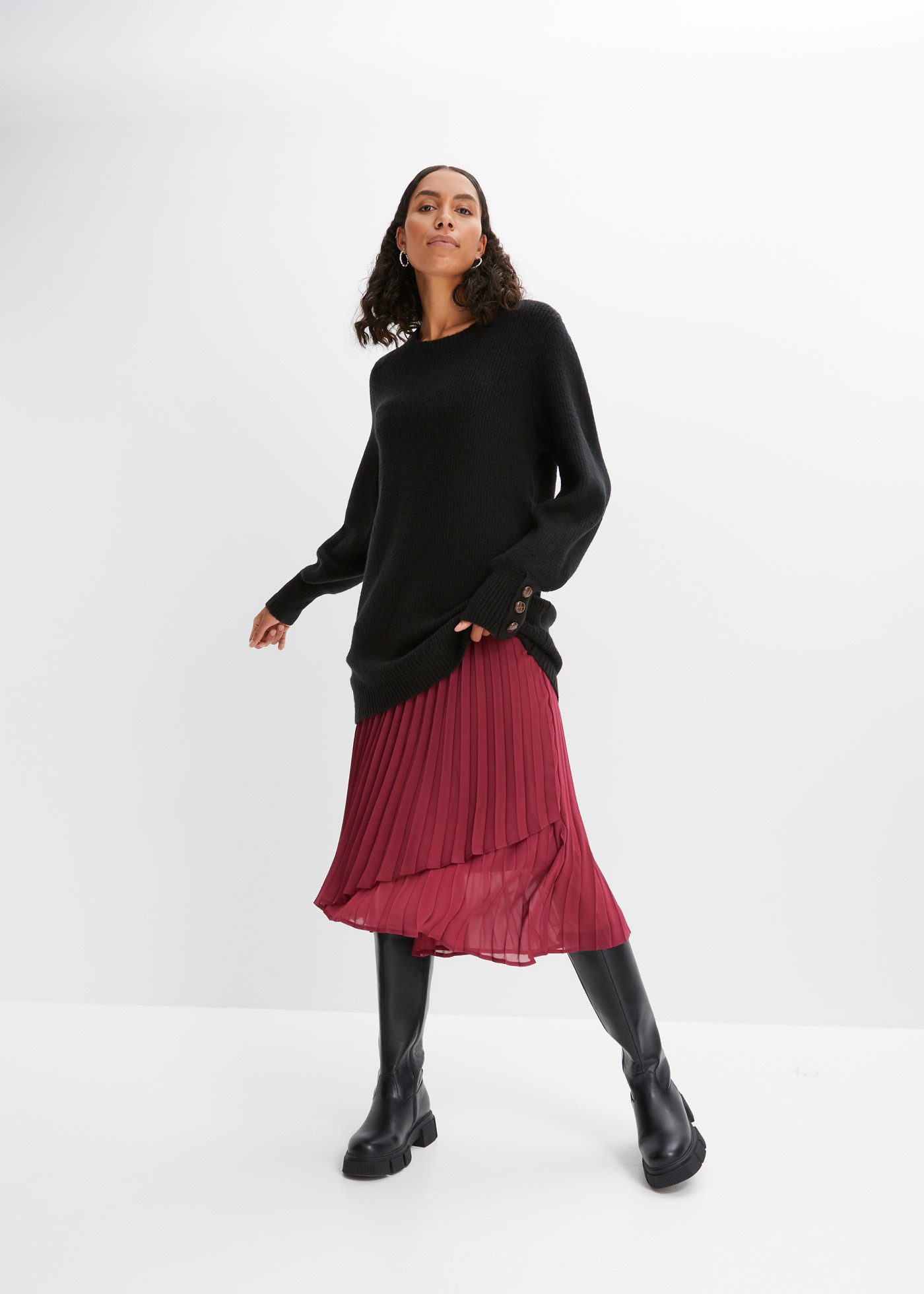 bonprix Longpullover mit dekorativen Knöpfen, mit Rundhalsausschnitt
