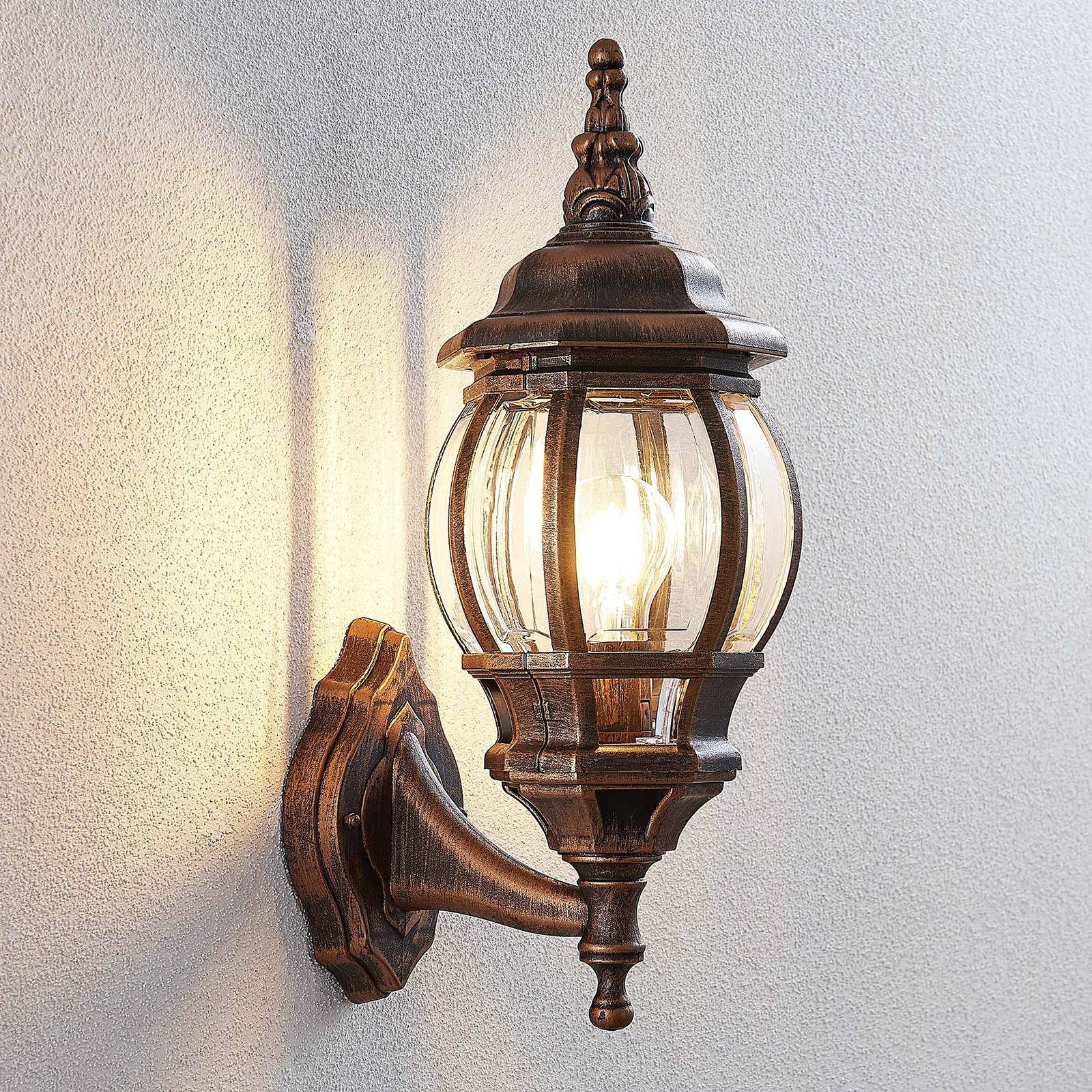 Lindby Außen-Wandleuchte Nadesha, Kunststoff Gold / Messing IP44, 1 x 60 W