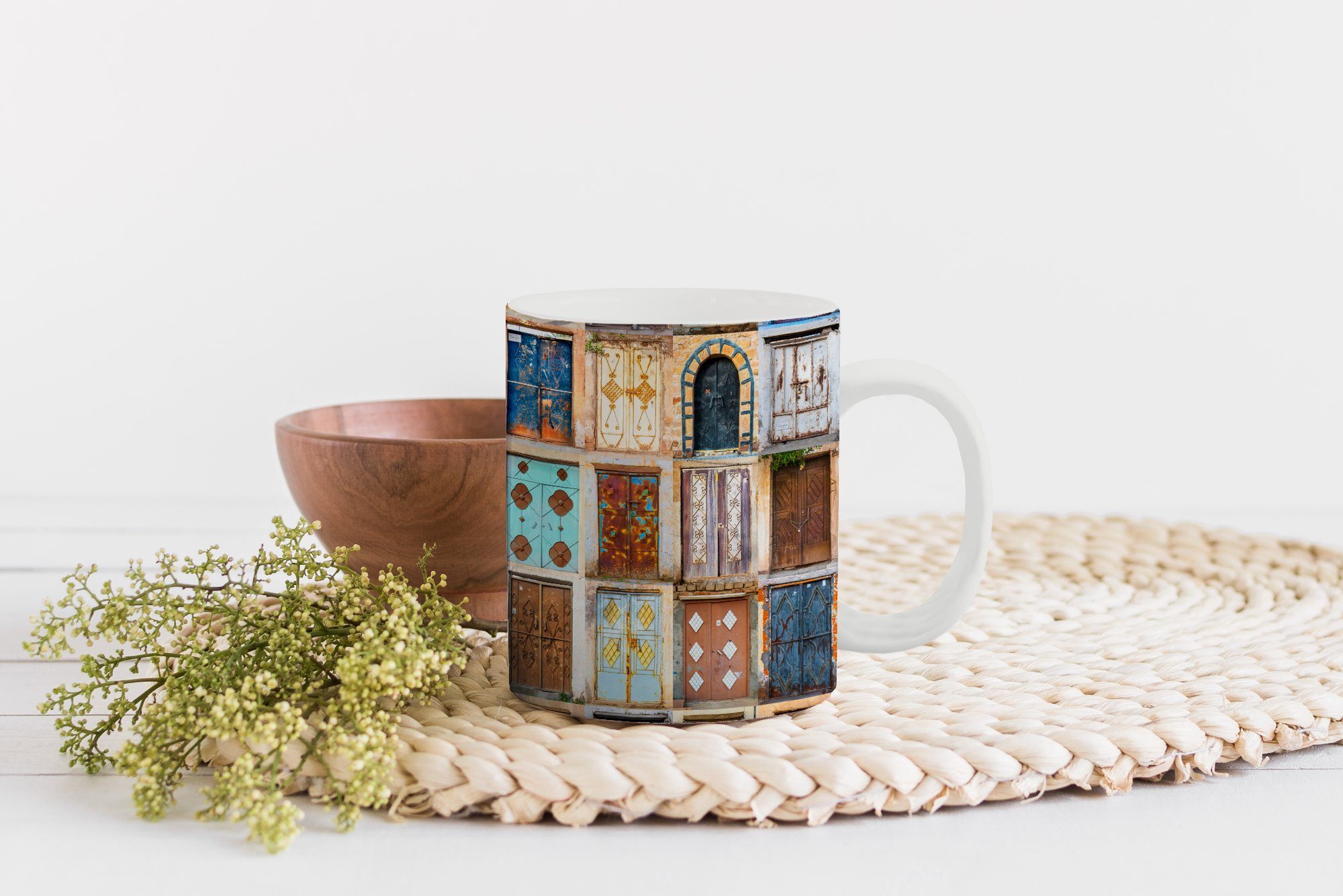 Teetasse, Architektur MuchoWow Vintage Collage, Becher, - Keramik, Teetasse, Geschenk Kaffeetassen, - Türen - Tasse