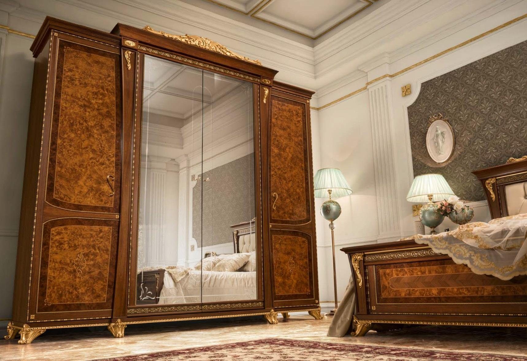 Kleiderschrank Hochwertiger Massivholz-Schrank für italienisches Schlafzimmer