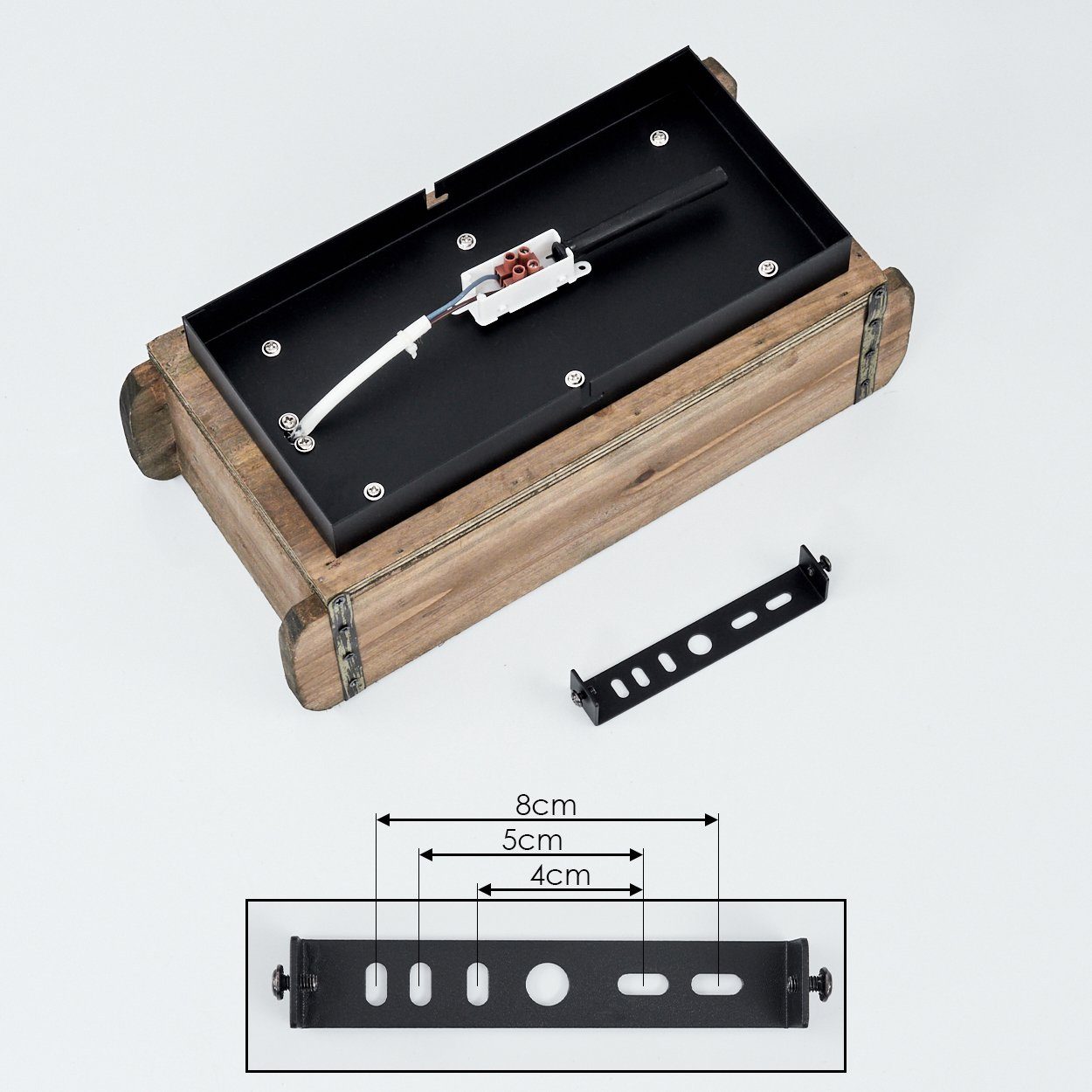 hofstein Wandleuchte »Atid« Vintage Wandlampe aus Metall/Holz in Schwarz/Natur, ohne Leuchtmittel, 1x E27, Wandspot im angesagten Retro Design aus Echtholz. € 79,99