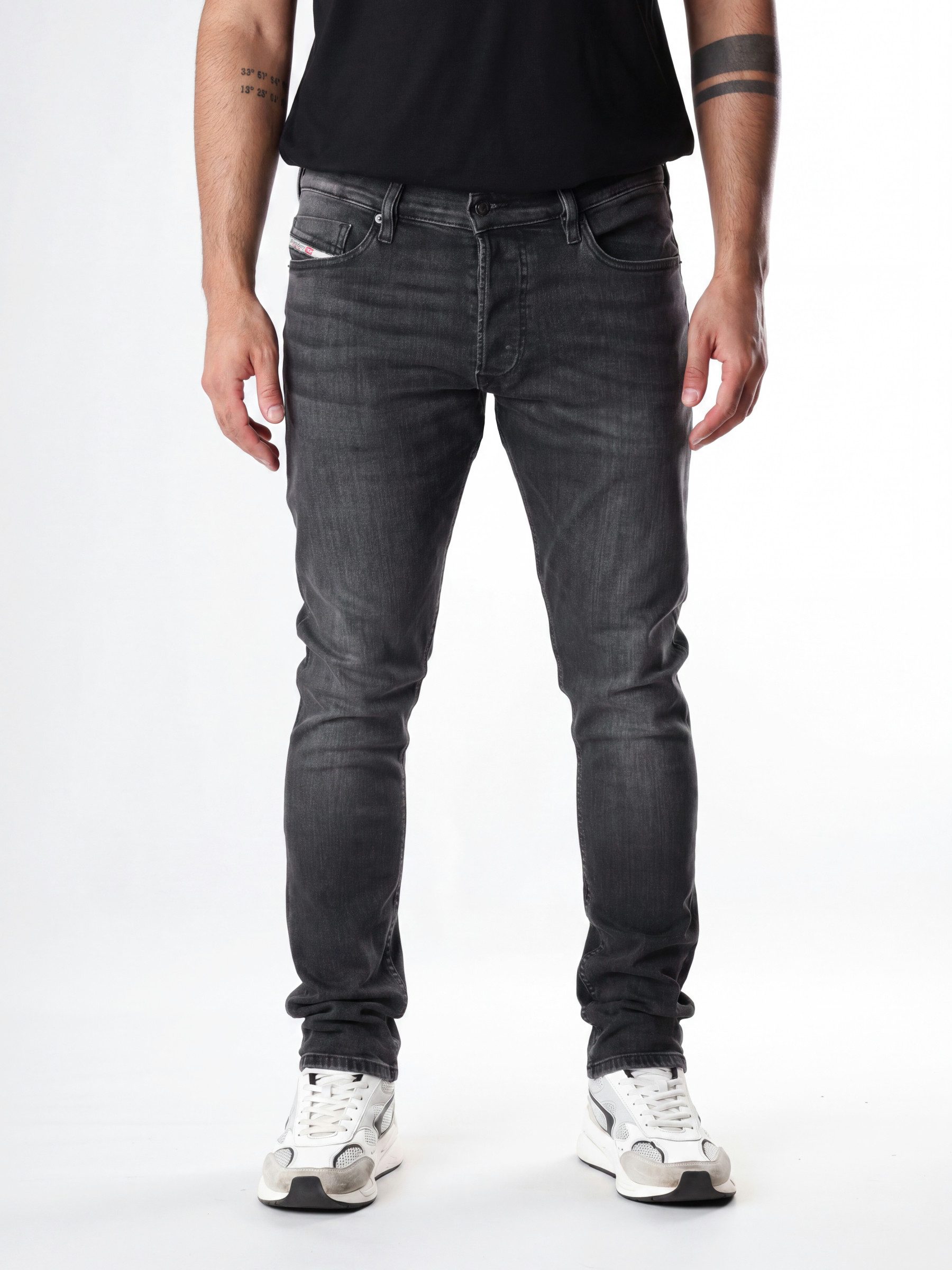 Diesel Skinny-fit-Jeans Schmale Röhrenjeans - TEPPHAR-X Leichter Denim, hoher Stretch