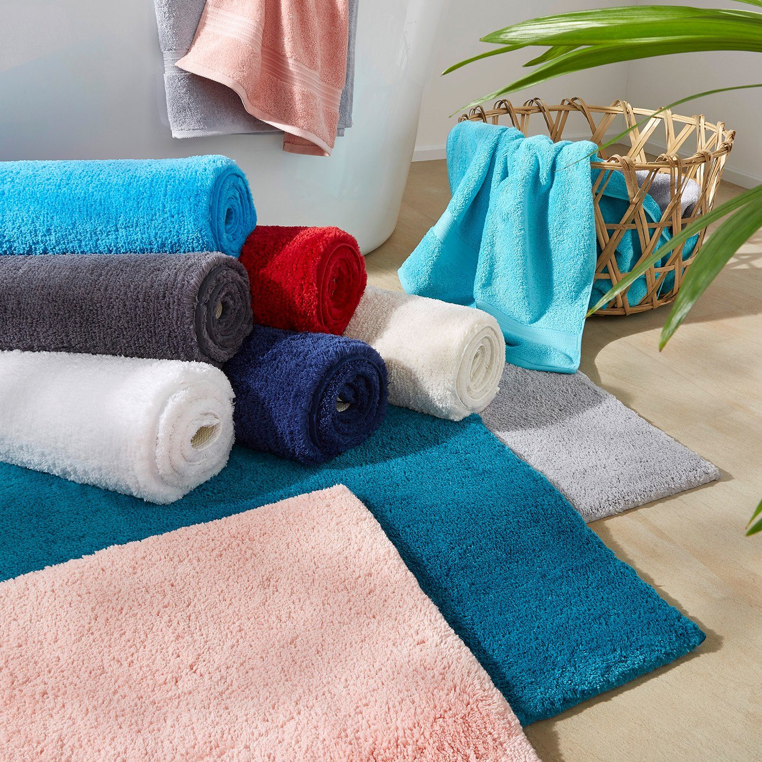 Dyckhoff Badematte Badteppich 'Siena' besonders weich und flauschig, Polyester, Rechteckig 55 x 65 cm, Mit rutschhemder Latexbeschichtung