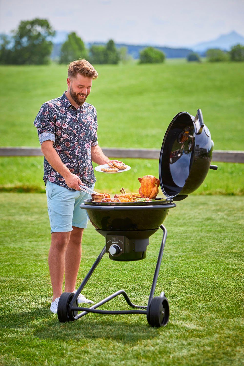 RÖSLE Hähnchenbräter 25078, Edelstahl, für Grill und Backofen, spülmaschinengeeignet