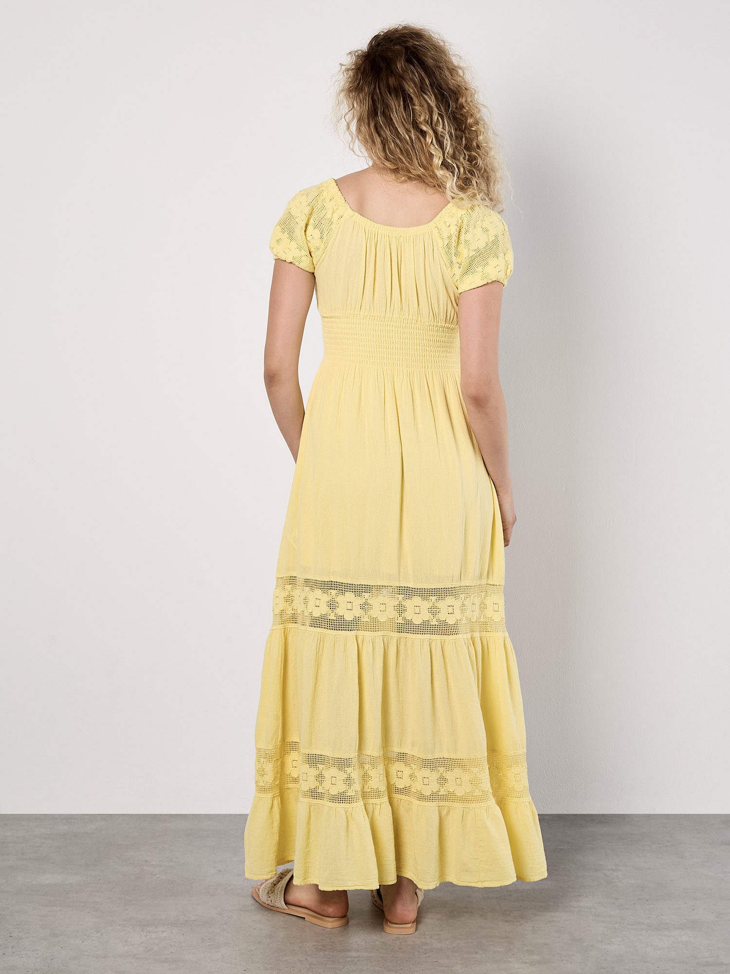 Apricot Maxikleid Maxikleid im Milchmädchen-Stil mit Blumen-Spitze – Bild 5 von 5