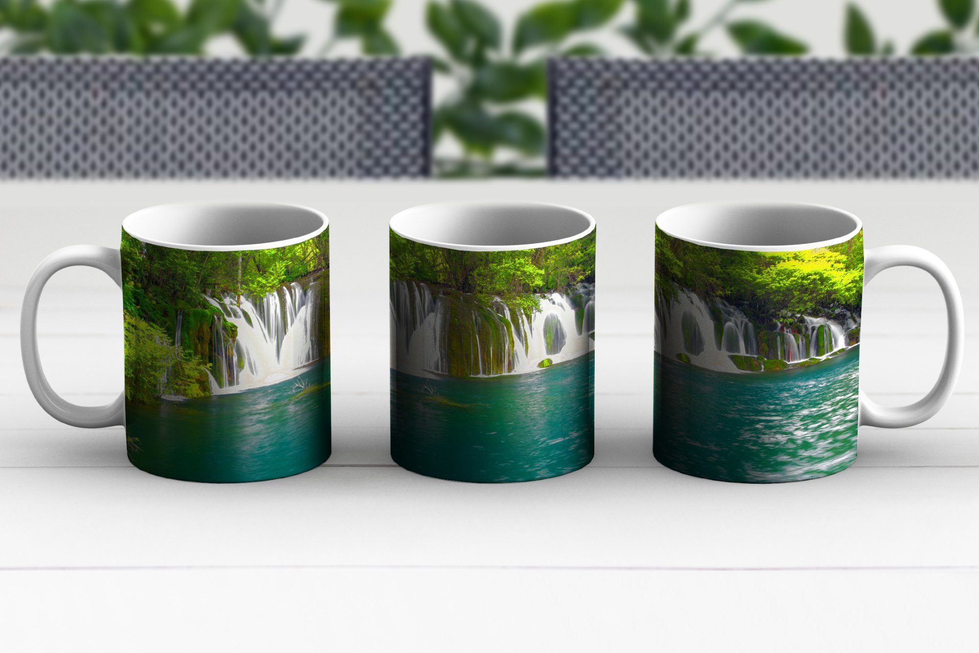 Wasserfälle grüne Natur Geschenk Thailands, Becher, Kaffeetassen, Die Teetasse, Teetasse, in Keramik, oberhalb der MuchoWow Tasse