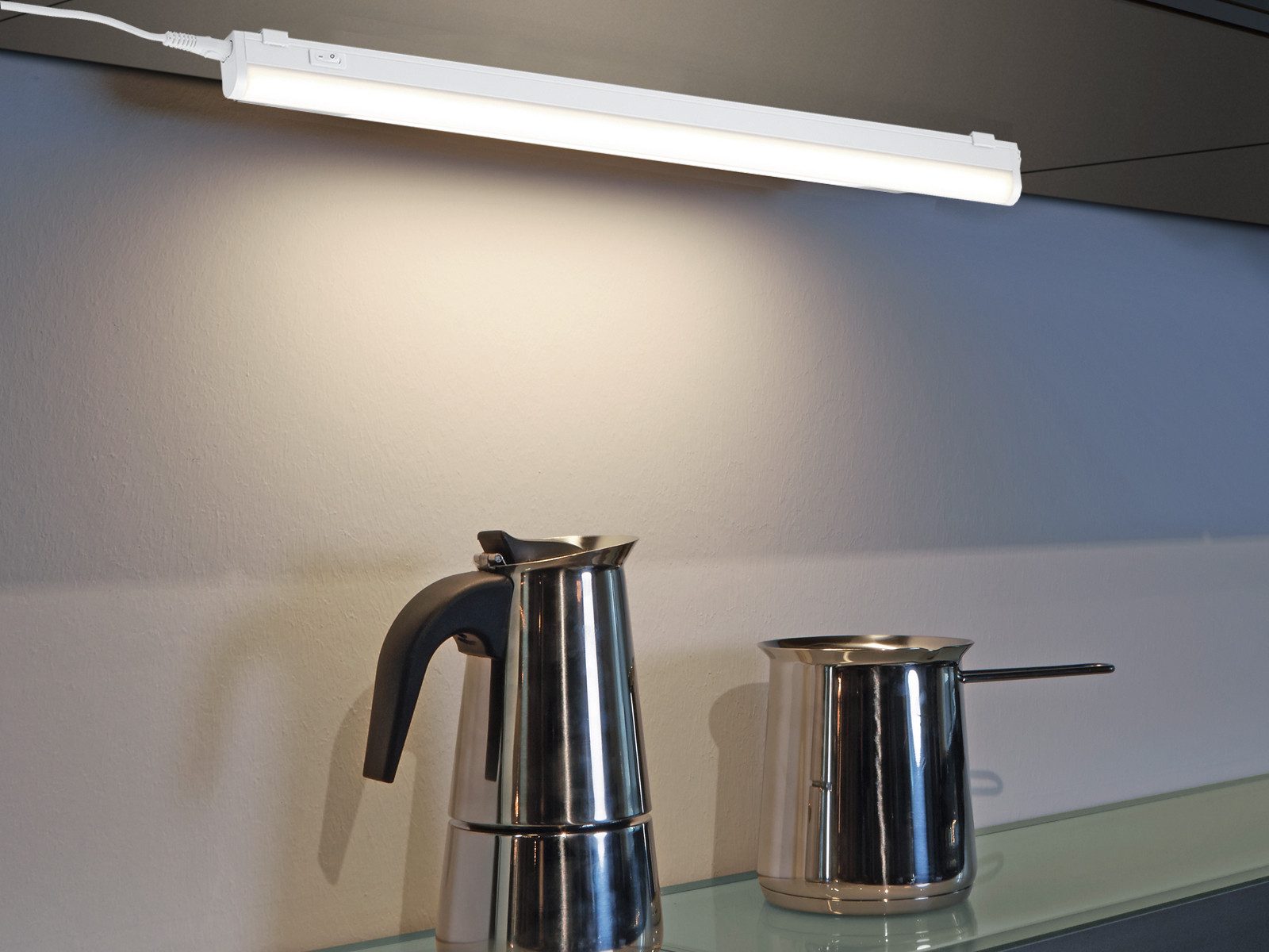 TRIO Leuchten LED Unterbauleuchte, 230V Direktanschluss, LED fest integriert, Warmweiß, 2er SET Küchenleuchten Lichtleisten, Unterschrank-Leuchten Küche 51cm