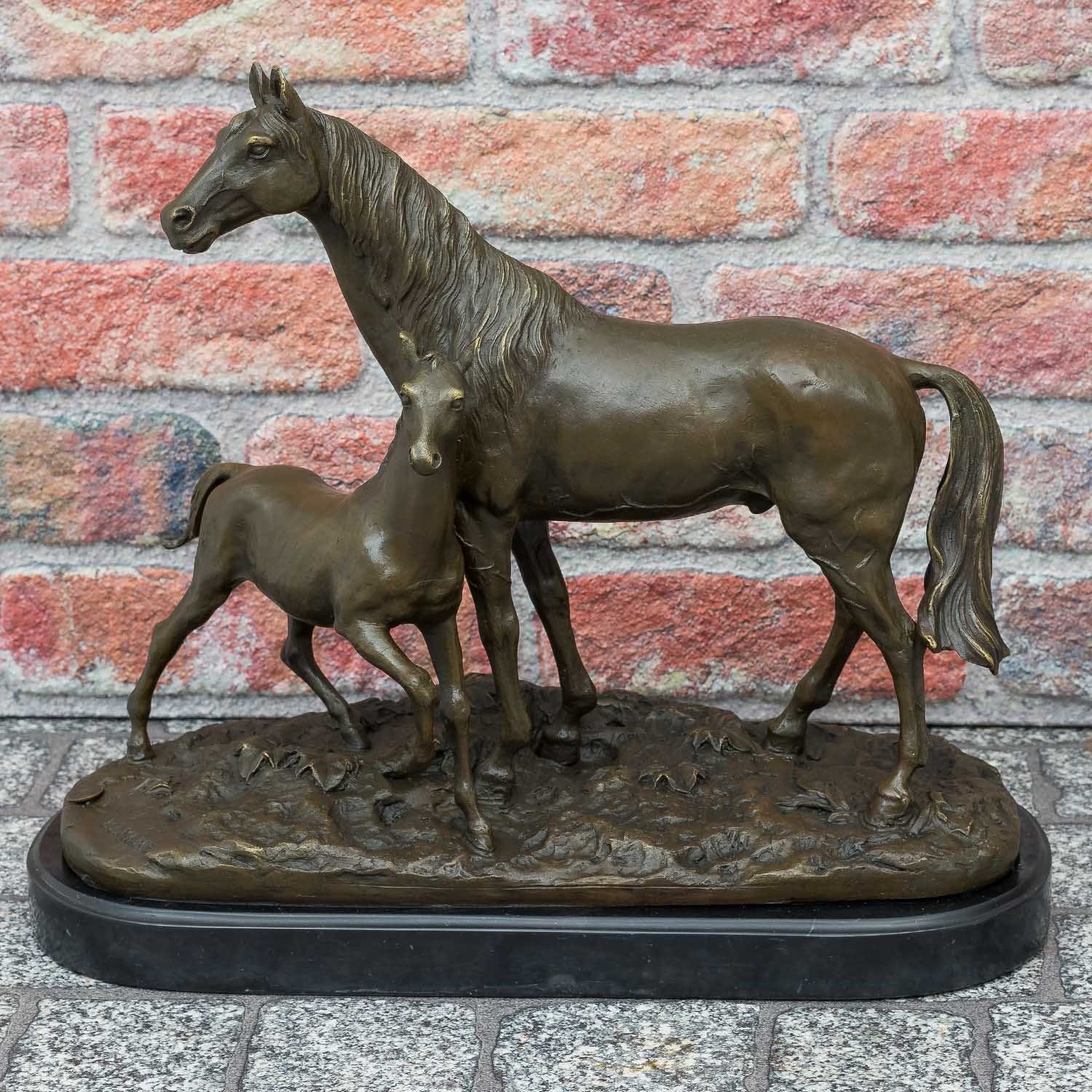 Jules Mene Aubaho Fohlen Bronzeskulptur Antik-Stil Skulptur Pierre Re nach Pferd Figur