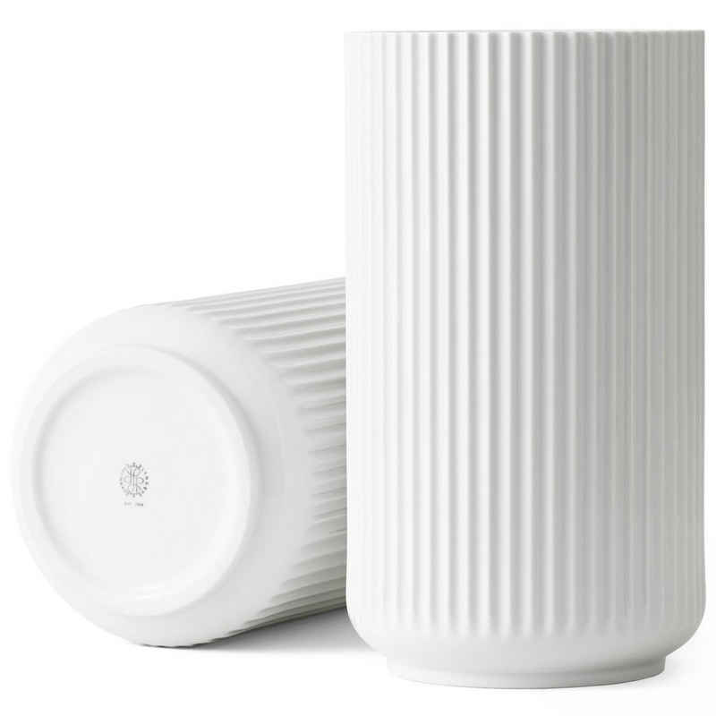 Lyngby Porcelæn Tischvase »Design Vase aus Porzellan in Weiß; Ikonische Porzellanvase in Säulenform mit Rillen-Struktur«
