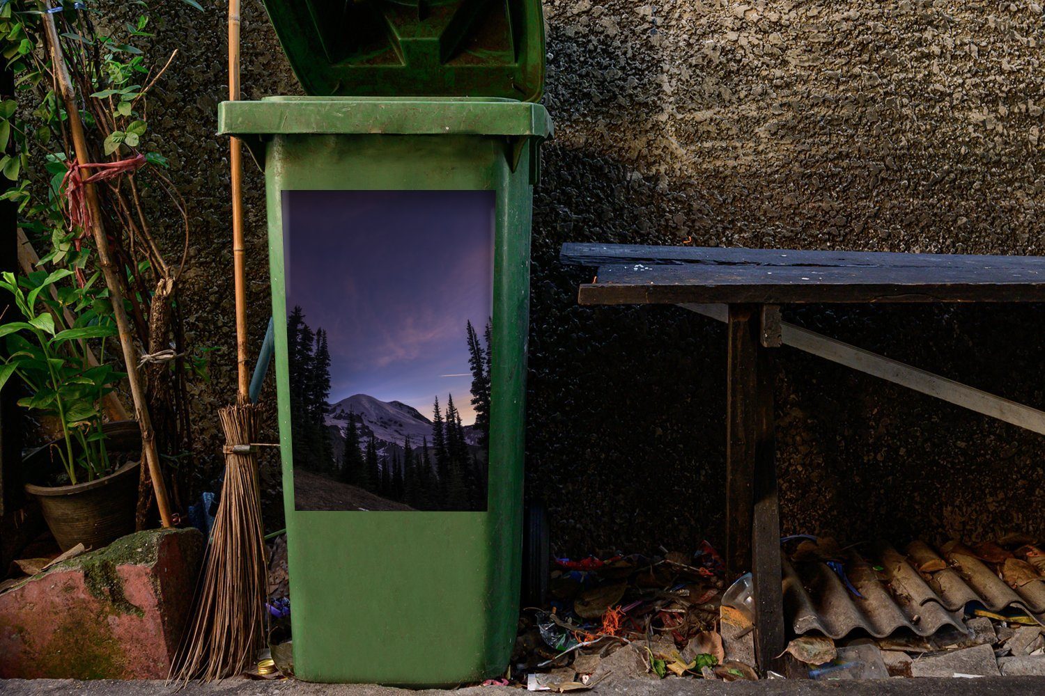 Rainier dem Park farbige Abfalbehälter über National Wandsticker (1 Mount Container, MuchoWow Sticker, Mülleimer-aufkleber, Mülltonne, Himmel St), Der