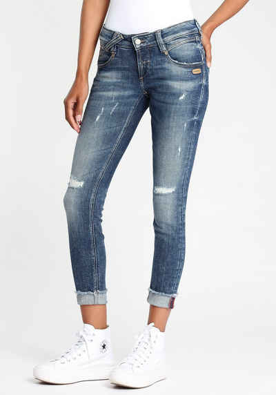 GANG Ankle-Jeans »"NENA CROPPED"« mit leicht ausgefransten Aufschlag am Beinabschluss