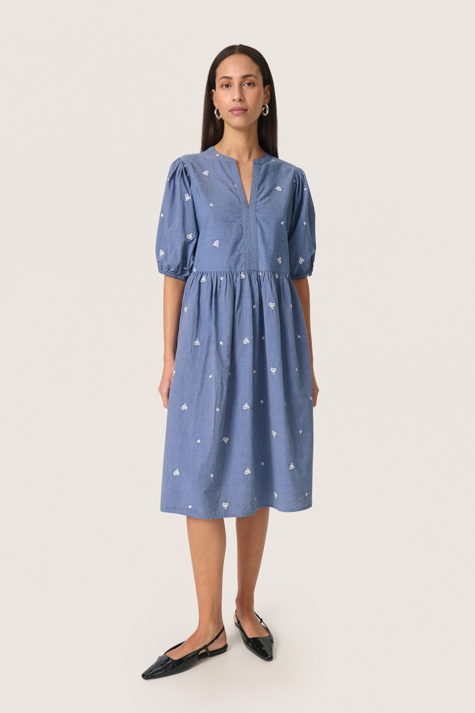 SOAKED IN LUXURY Blusenkleid Kleid SLElly günstig online kaufen