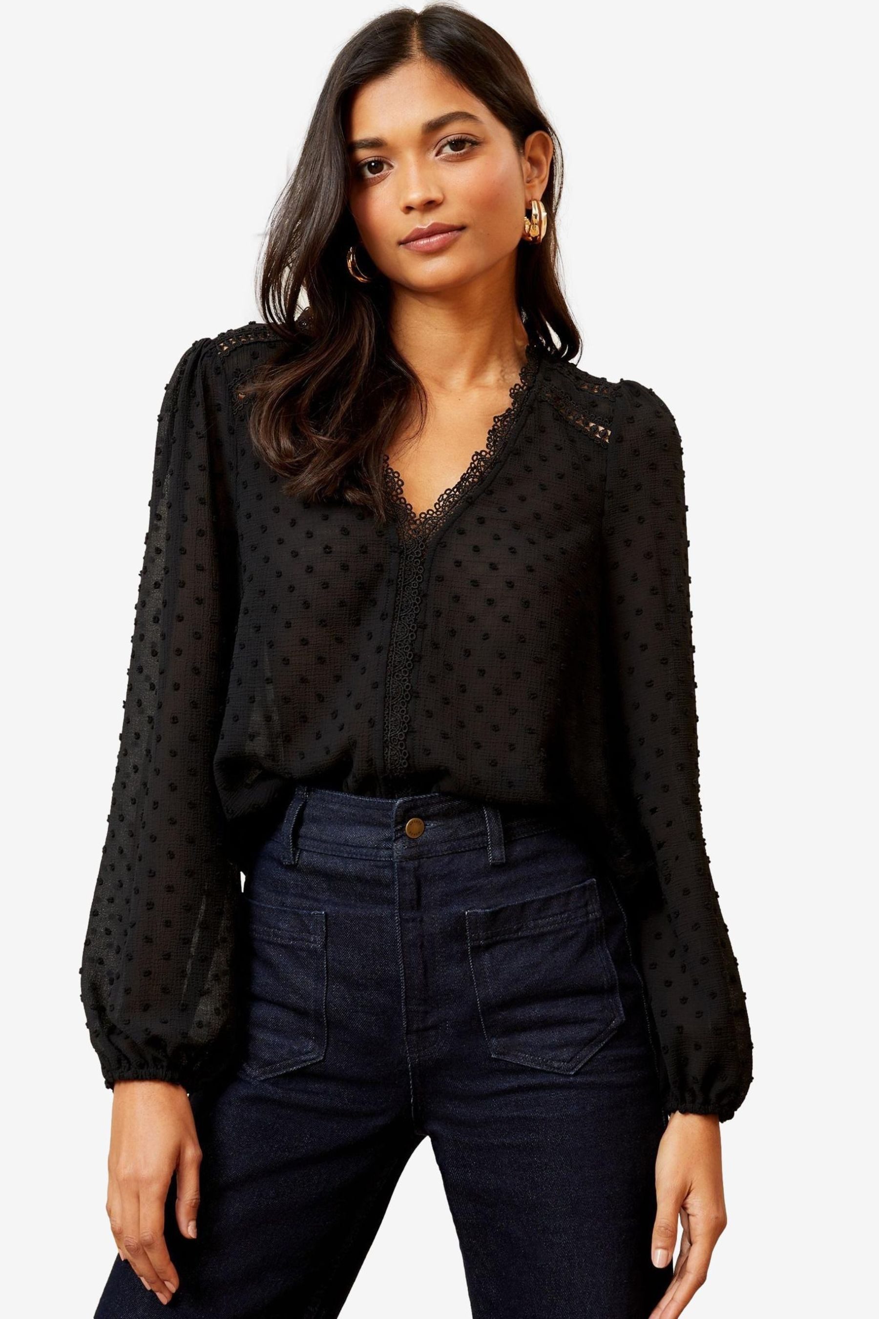 Love & Roses Langarmbluse Love & Roses Spitzenbluse mit V-Ausschnitt Regula günstig online kaufen