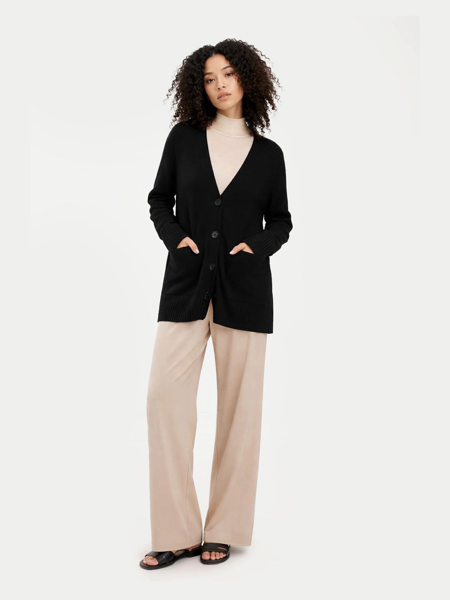 GOBI Cashmere Cardigan Lockerer Kaschmir-Cardigan mit Knöpfen