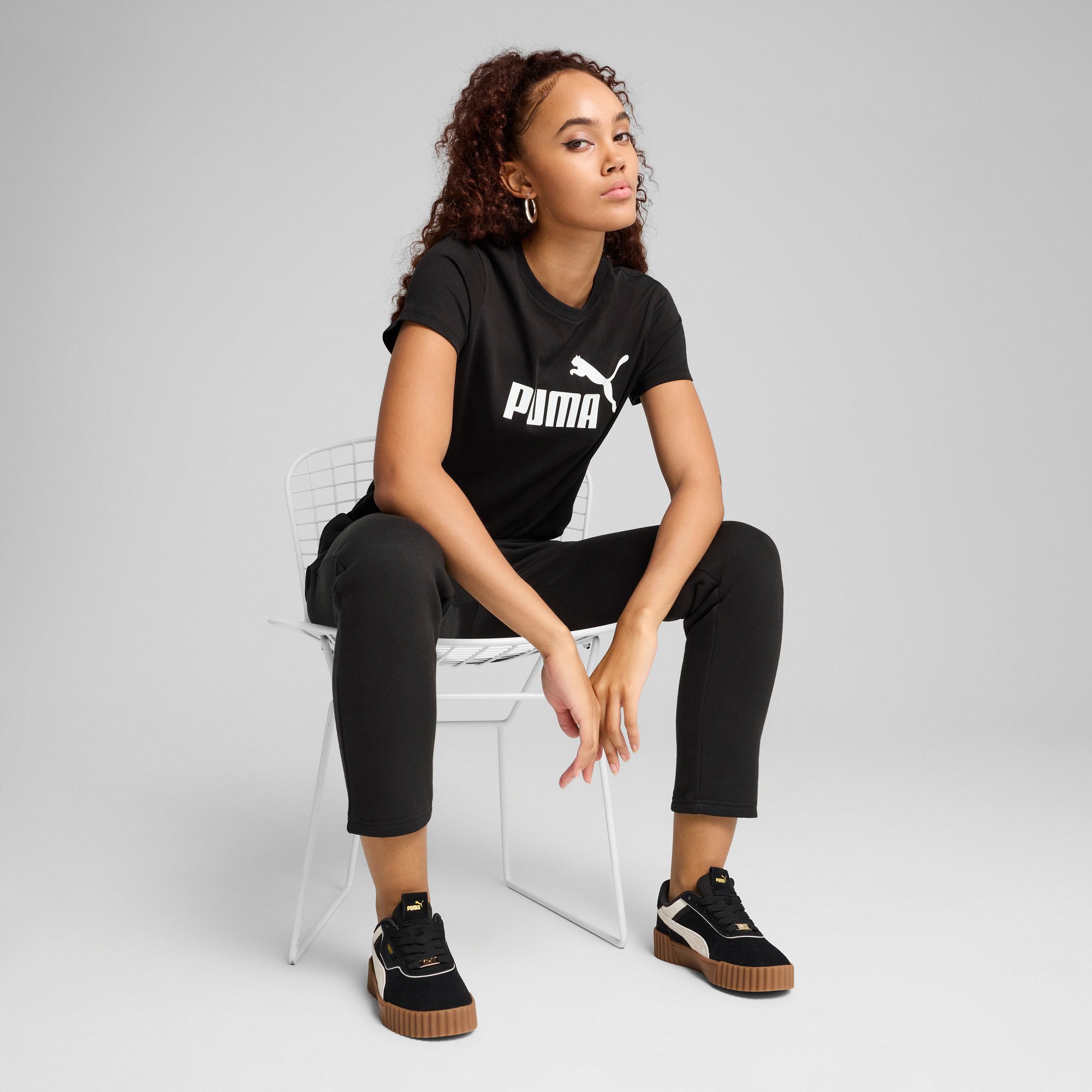 PUMA T-Shirt ESS NO 1 LOGO TEE reguläre Passform, Kurzarm, für sportlichen Look im Alltag