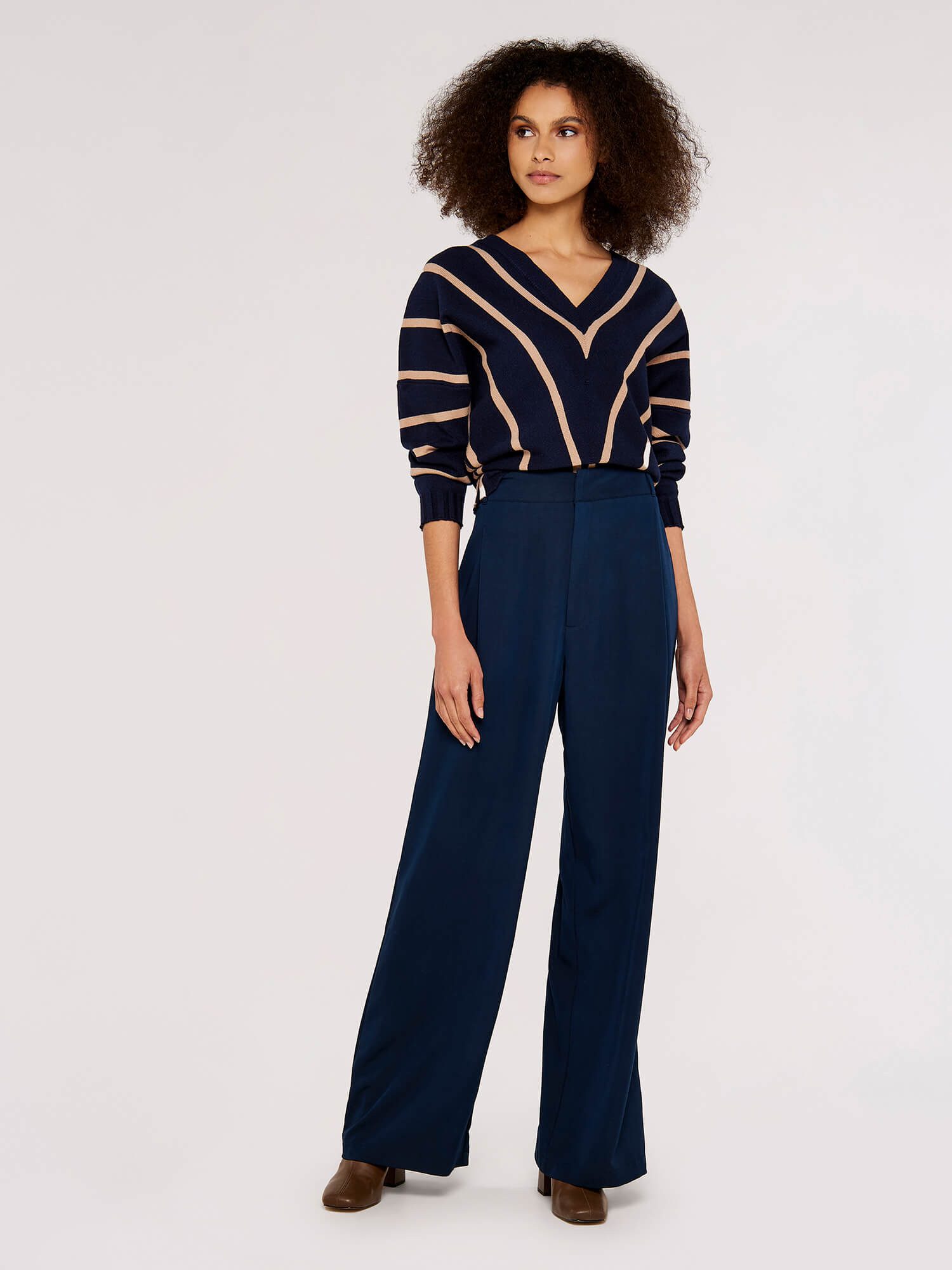 Apricot Strickpullover Chevron-Design Pullover mit Streifenmuster günstig online kaufen