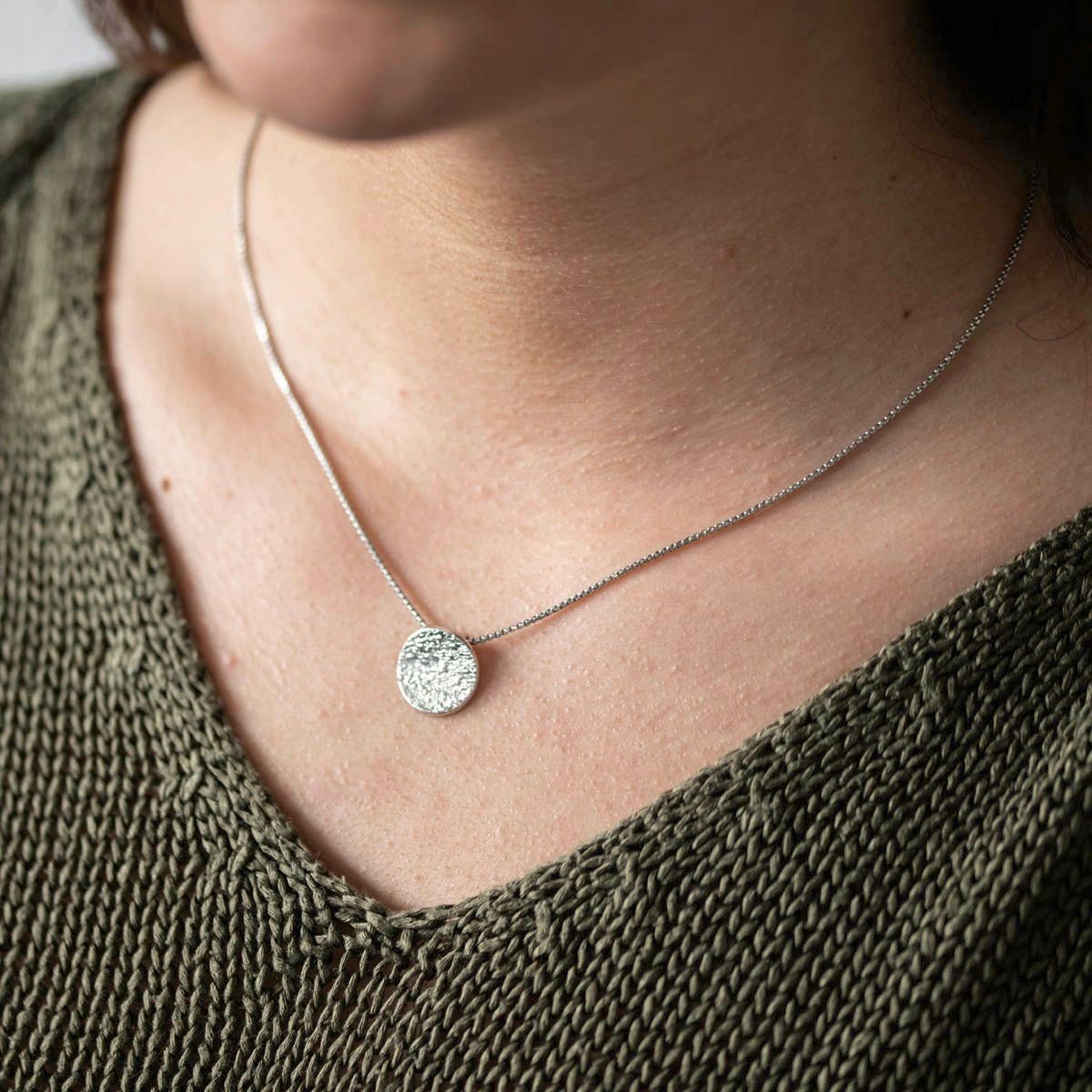 Materia Kettenanhänger Damen Silber Struktur gewölbt günstig online kaufen