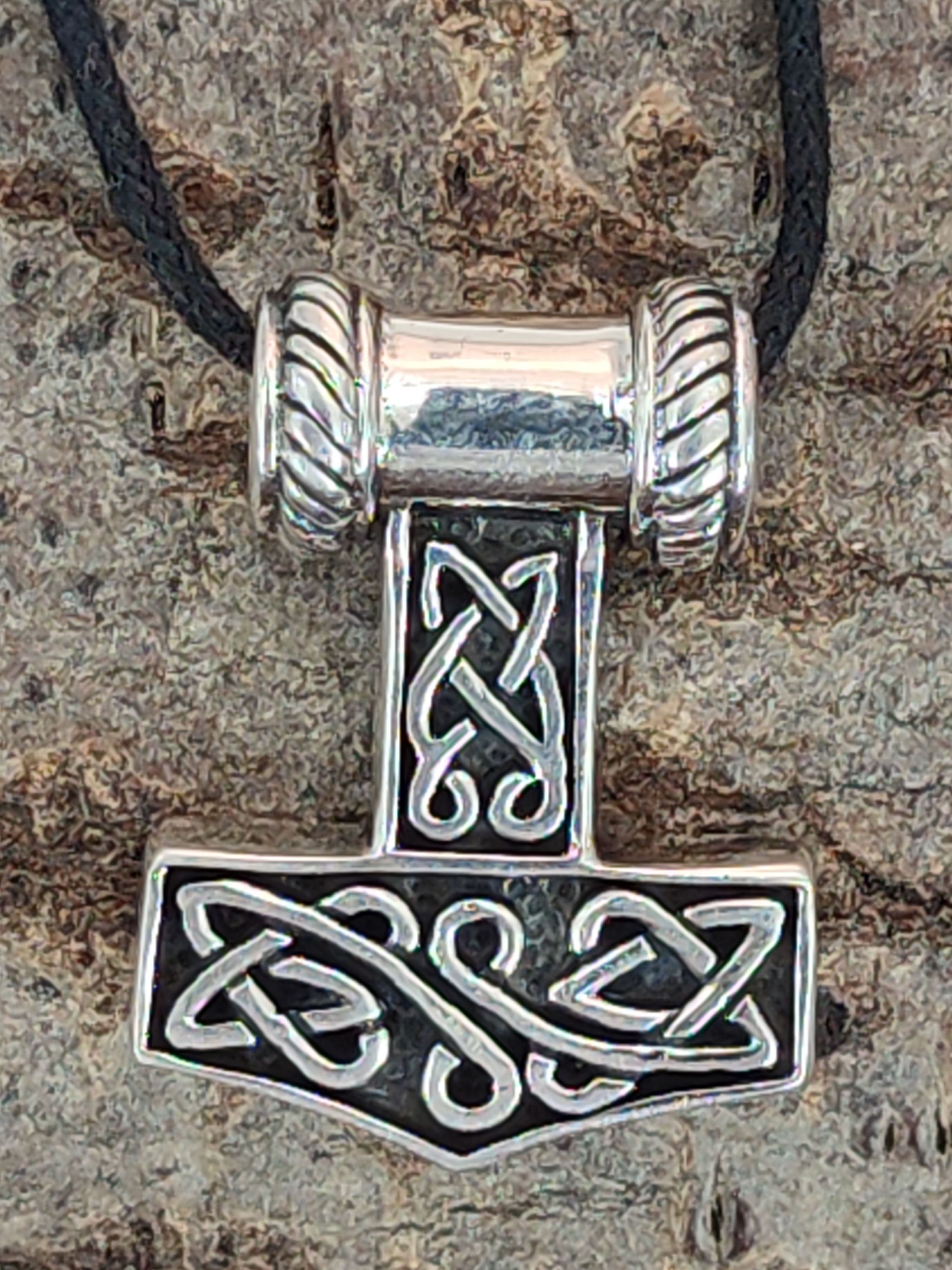 Kiss of Leather Thor Anhänger Thorshammer Knotenmuster Keltenknoten Silber 925 Kettenanhänger Mjöllnir