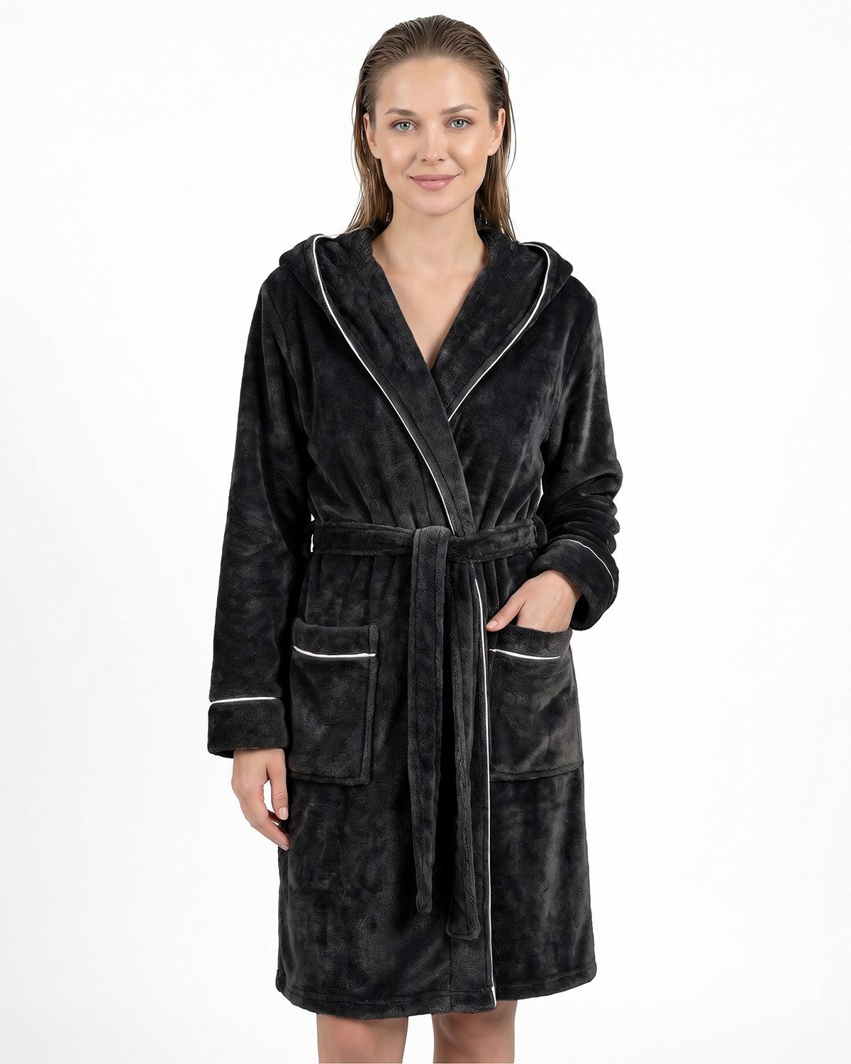Gräfenstayn Damenbademantel Bademantel Damen flauschig Kapuze Kuschelfleece leicht kurz, warm & kuschelig, Knielang, Fronttaschen, Gürtel, S-XXL
