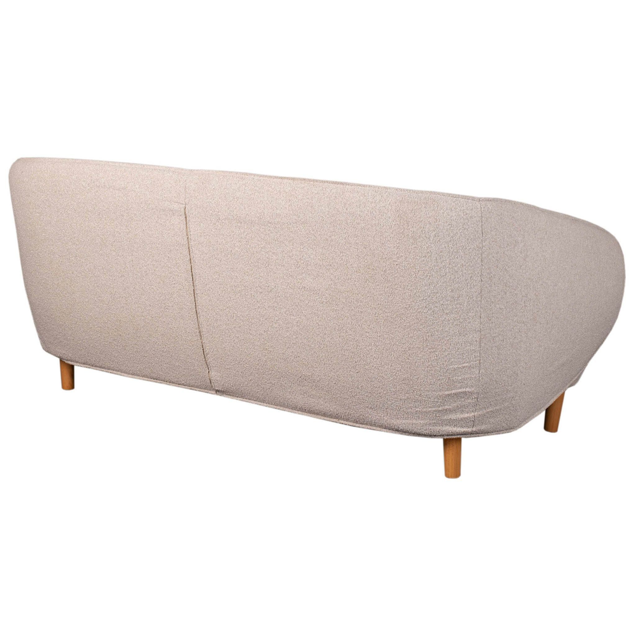 bene living Loungesofa Alezio inkl. Knuffelkissen - Dreisitzer - beige, Indoor-Möbelset 1 Teile, elegante Holzfüße - durchgehende Arm-Rückenlehne