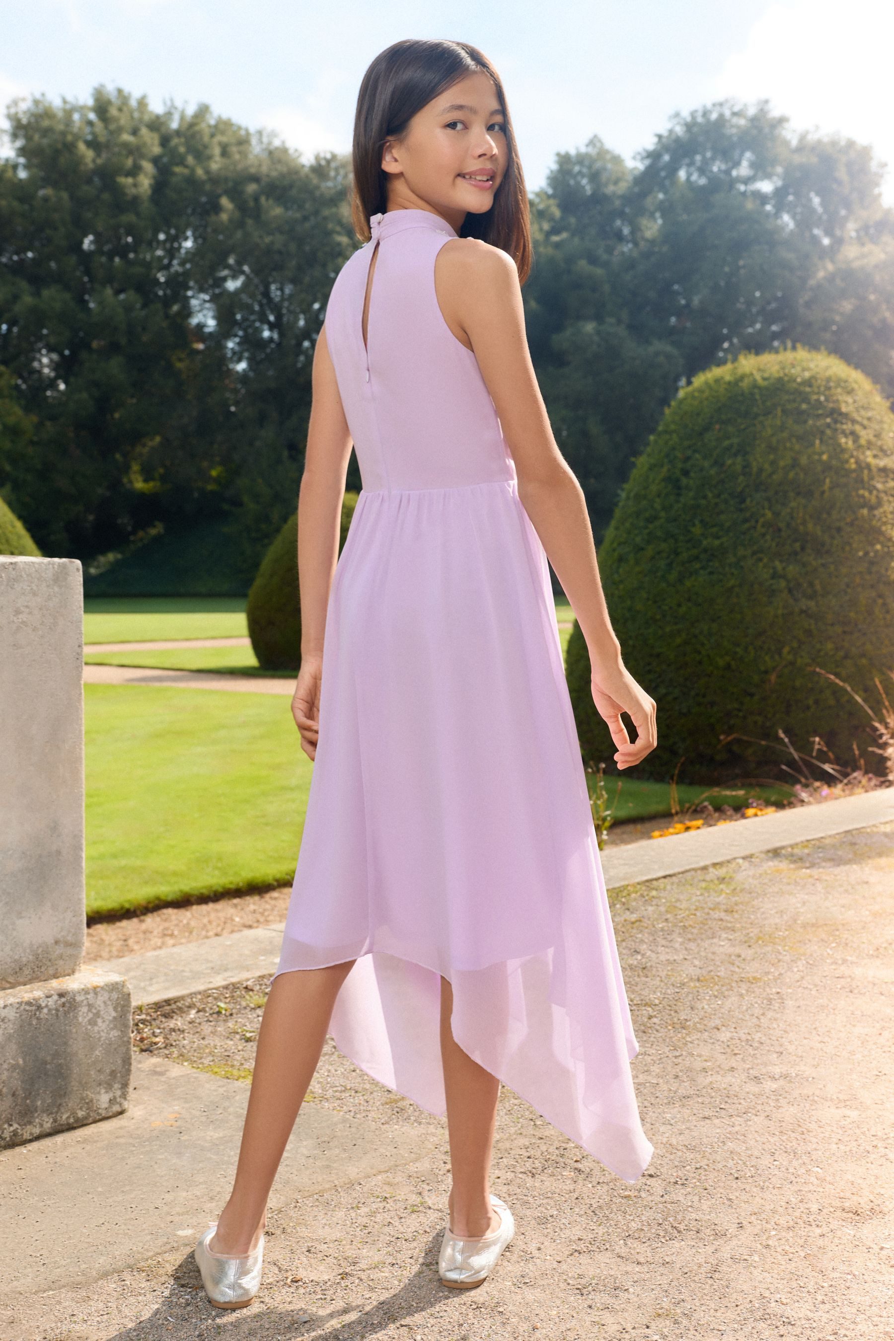 LIPSY Partykleid Lipsy festliches Kleid mit Zipfelsaum + Verzierung (1-tlg)
