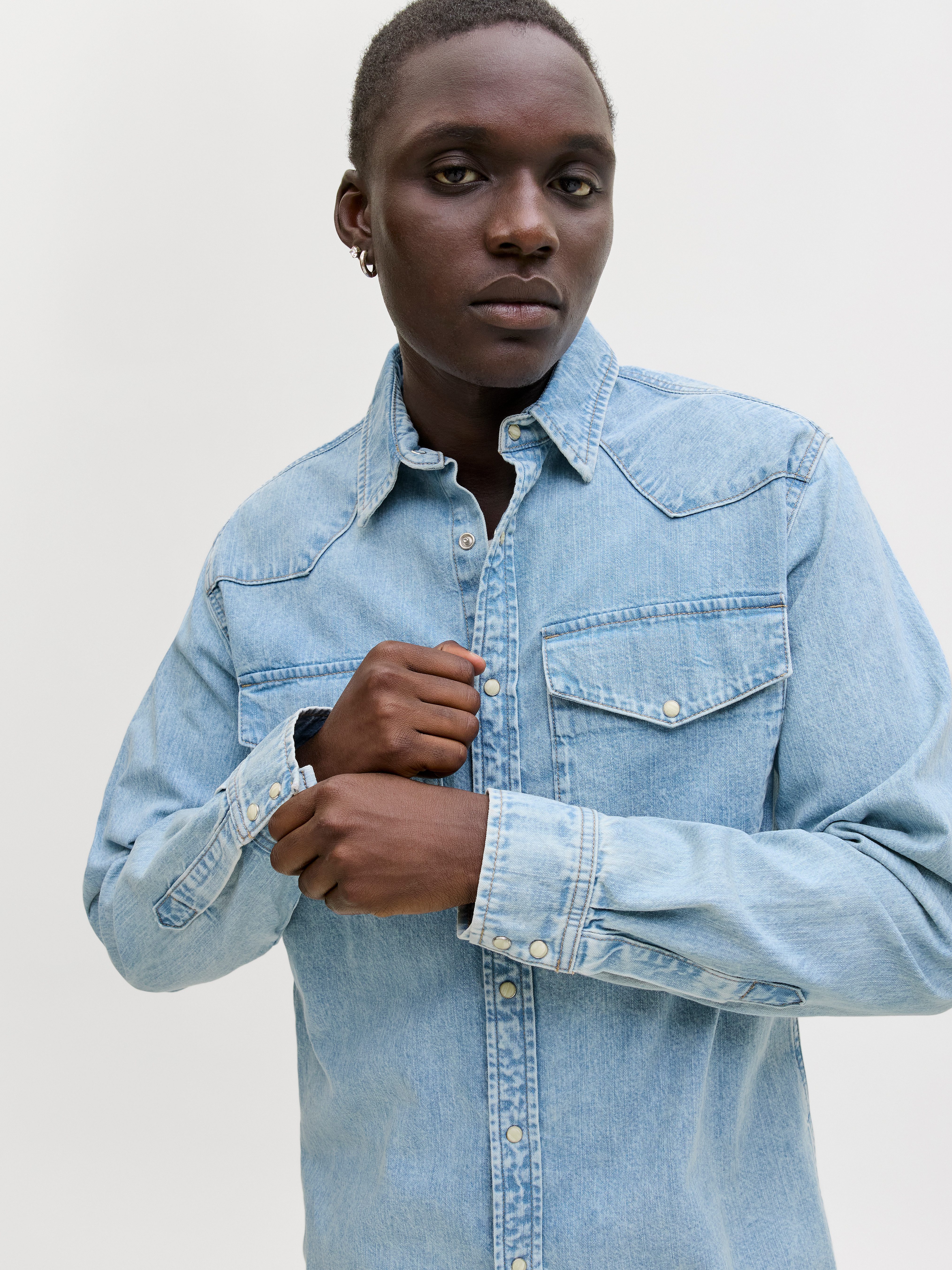 Jack & Jones Jeanshemd JJEWESTERN JJSHIRT AT 187 NOOS mit Brusttaschen