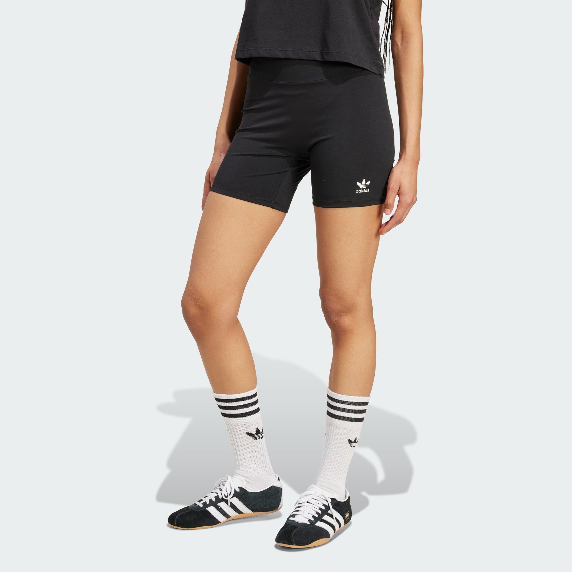 adidas Originals Shorts ESSENTIALS RADLERHOSE (1-tlg)