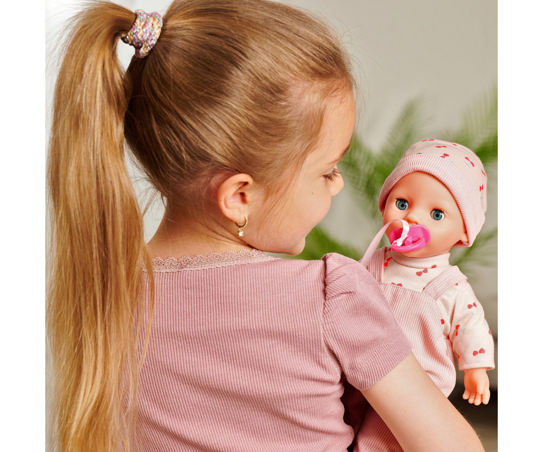 SIMBA Babypuppe Laura Little Babbler, mit Funktionen