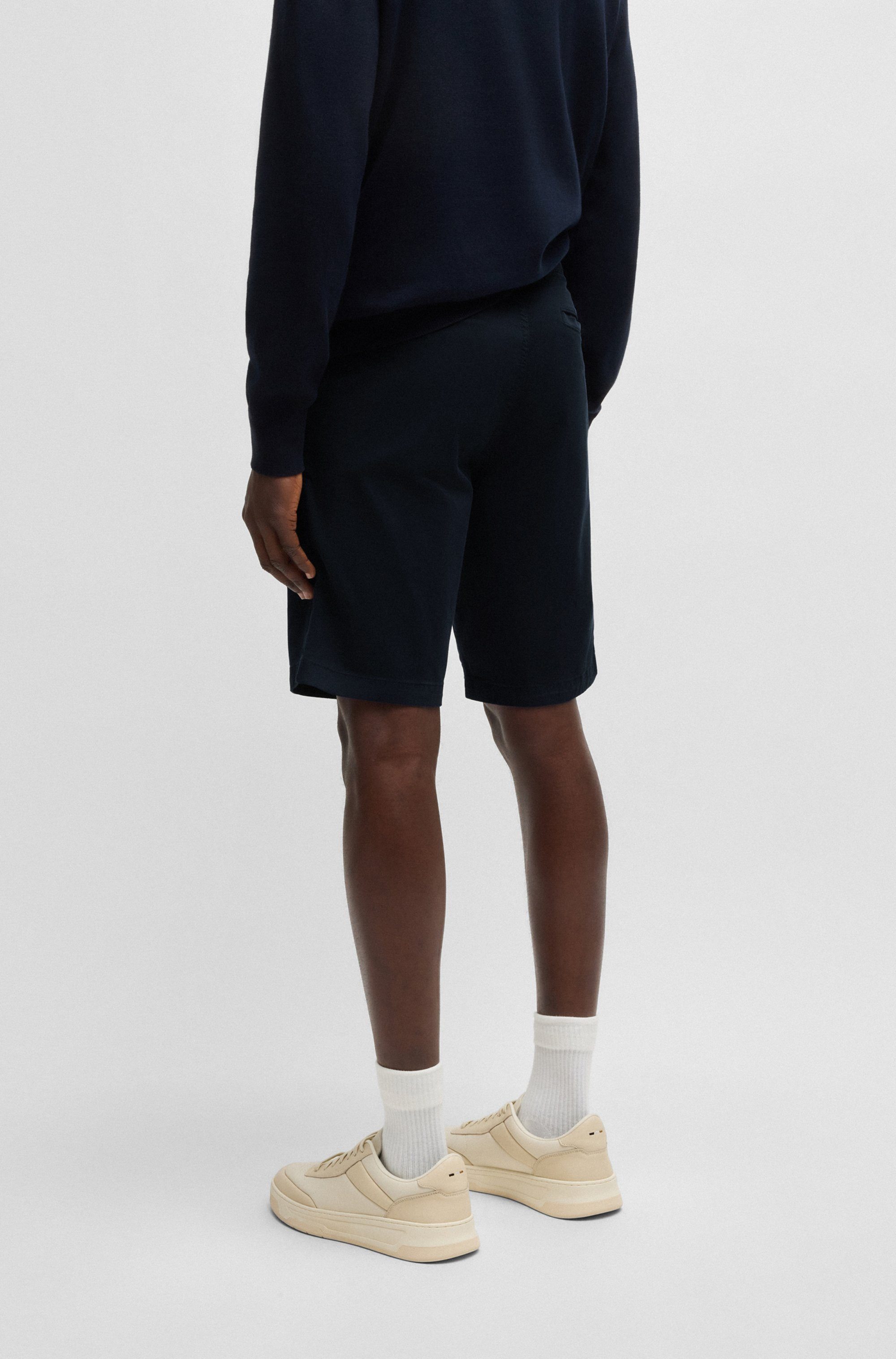 BOSS ORANGE Chinoshorts slim Shorts in moderner Passform – Bild 3 von 5