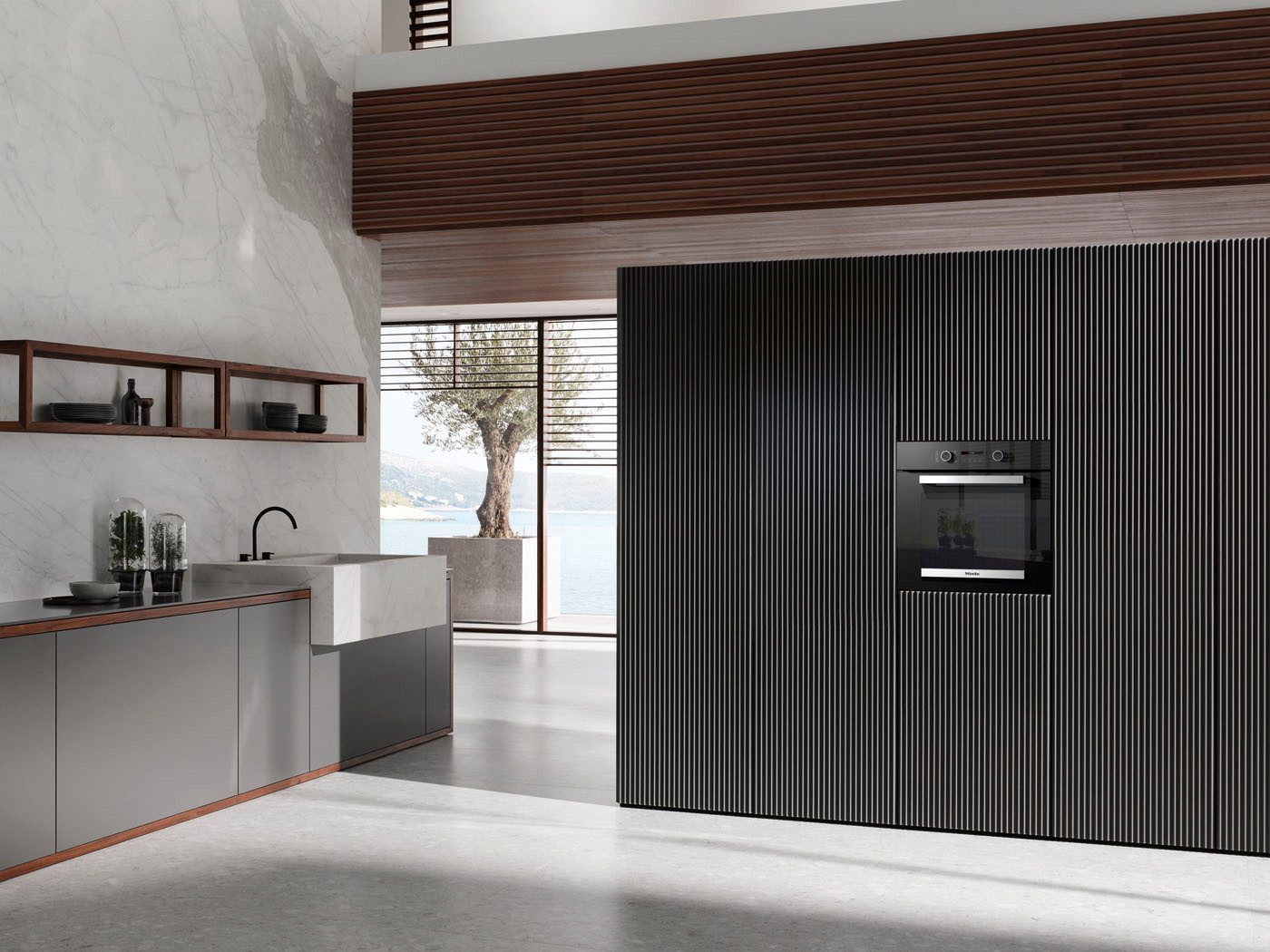 Miele Einbaubackofen H 2465 B Active, PerfectClean, Per WLAN vernetzbar und PerfectClean zur besonders leichten Reinigung