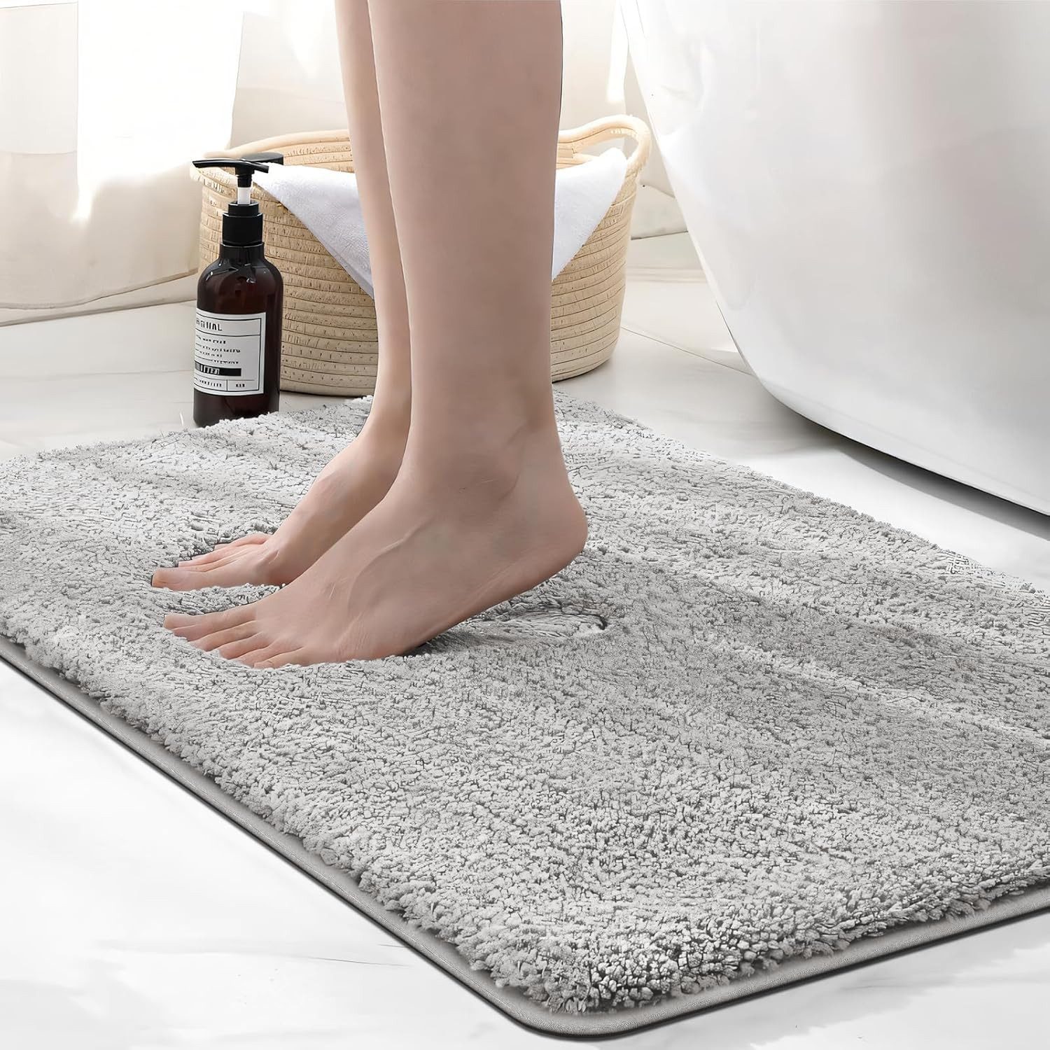Forrlite Badematte Badezimmerteppich rutschfest 40 x 60 cm, extra weich, saugfähig, Höhe 2 mm, rutschhemmend beschichtet, Hervorragende Feuchtigkeitsaufnahme, Rutschfeste Unterseite, Weich & Komfortabel, Maschinenwaschbar, Polyester, für Waschen Enthaaren, Reinigung von Teppichen Sofas