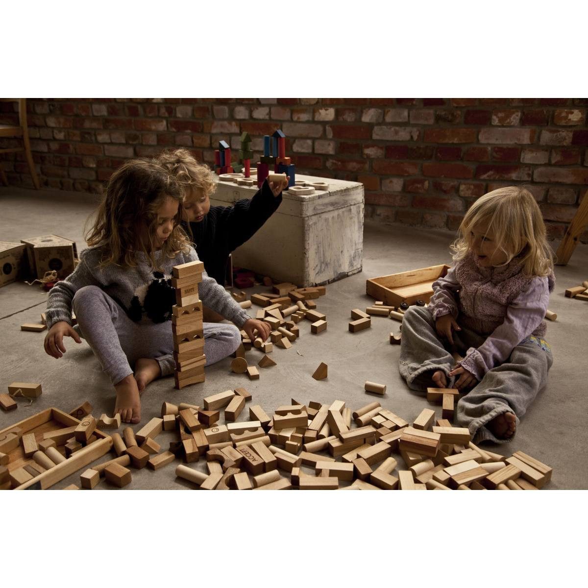 Woodenstory 63 Holzklötze Natur Bienenwach Holzspielzeug Spielbauklötze