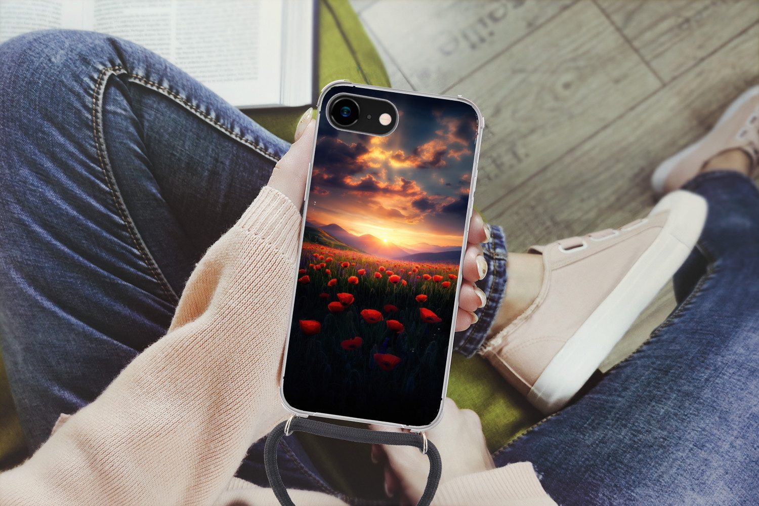 MuchoWow Handyhülle für Apple iPhone 7 Landschaft - Sonnenuntergang - Blumenfeld, Tragbare Handyhüllen mit Kette zum umhängen, Handykette Handyband