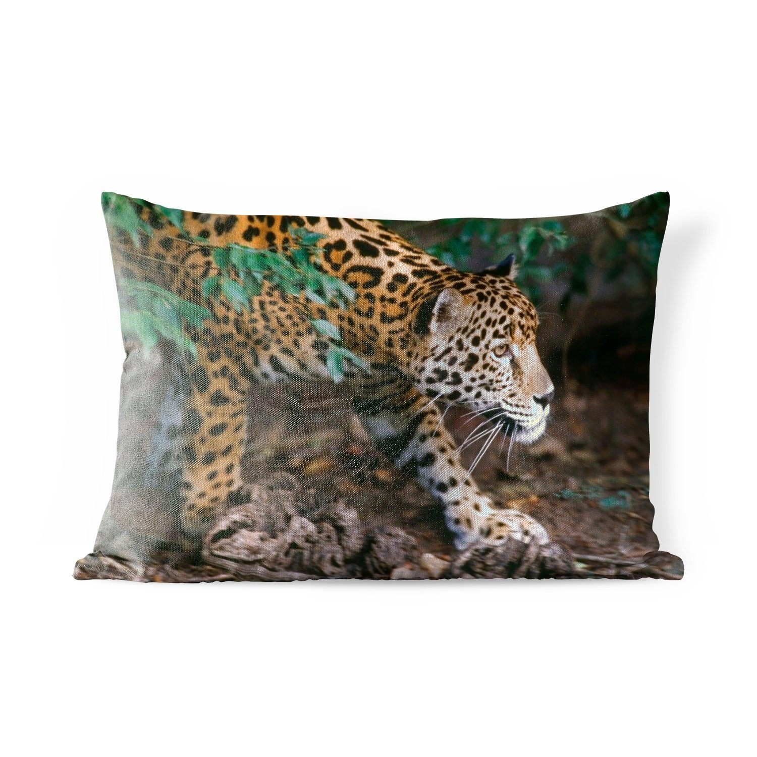 MuchoWow Dekokissen Schleichender Jaguar im Wald, Outdoor-Dekorationskissen, Polyester, Dekokissenbezug, Kissenhülle