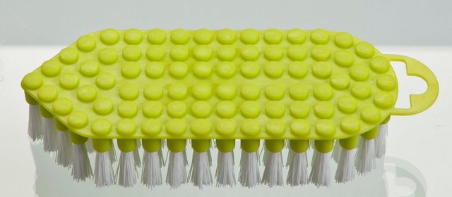 haug bürsten Reinigungsbürste 60326, flexible Scheuerbürste mit harten Borsten, Lime, mit Rundungen und Kanten, aus PP – Made in Germany