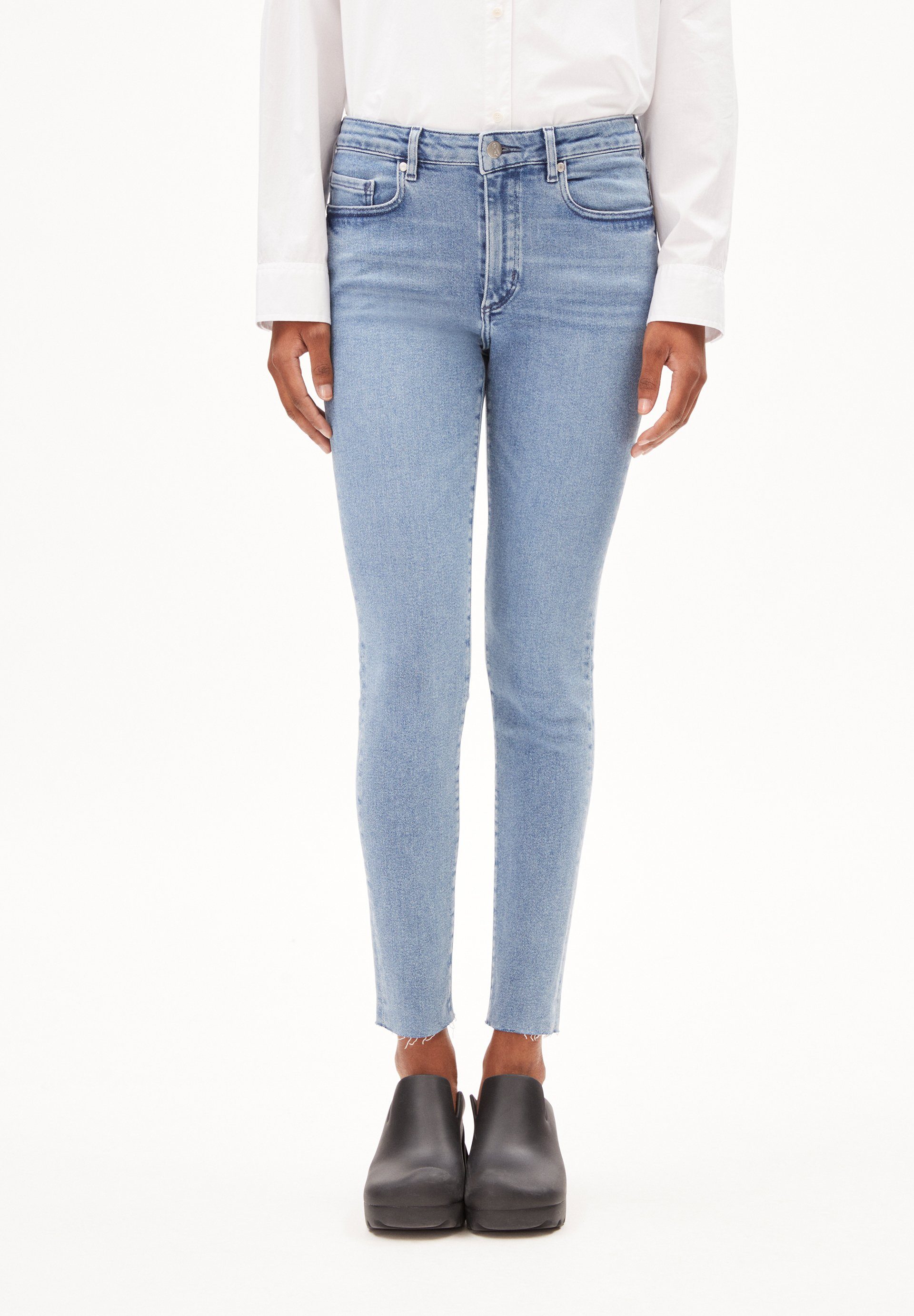 Armedangels Slim-fit-Jeans TILLAA X RÅ HEM Mid waist