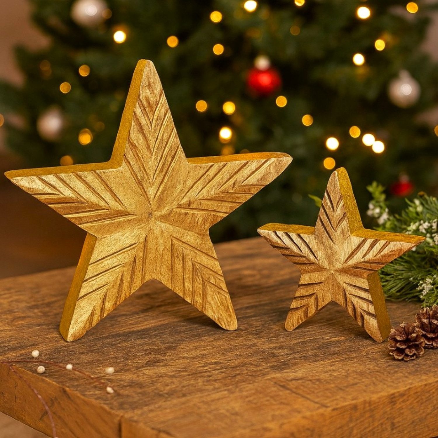 Online-Fuchs Dekostern aus natürlichem Mangoholz - moderne Weihnachtsdekoration, Winter, mit filigranen Schnitzereien und Goldschimmer