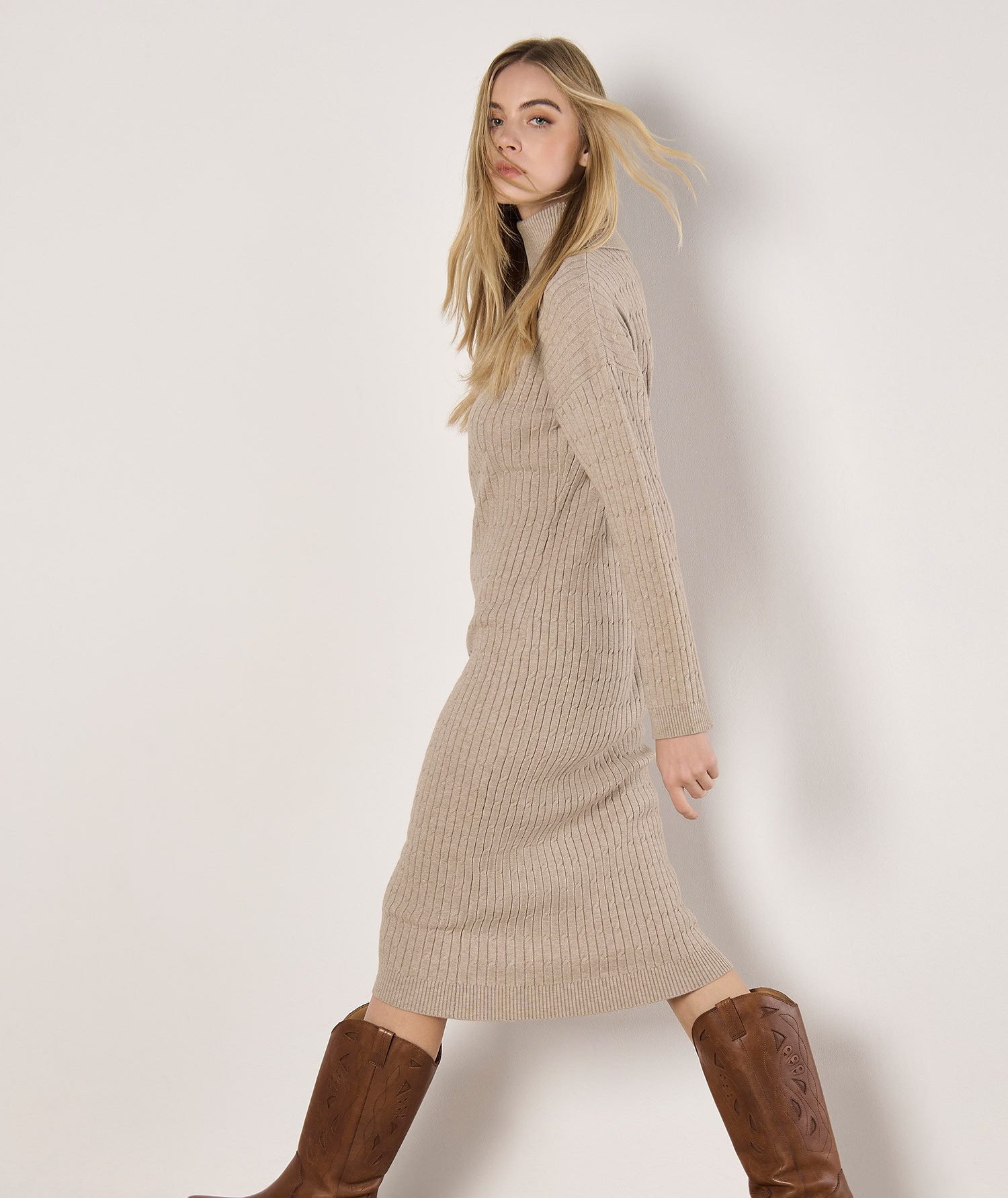 Apricot Strickkleid Midikleid mit Rollkragen günstig online kaufen