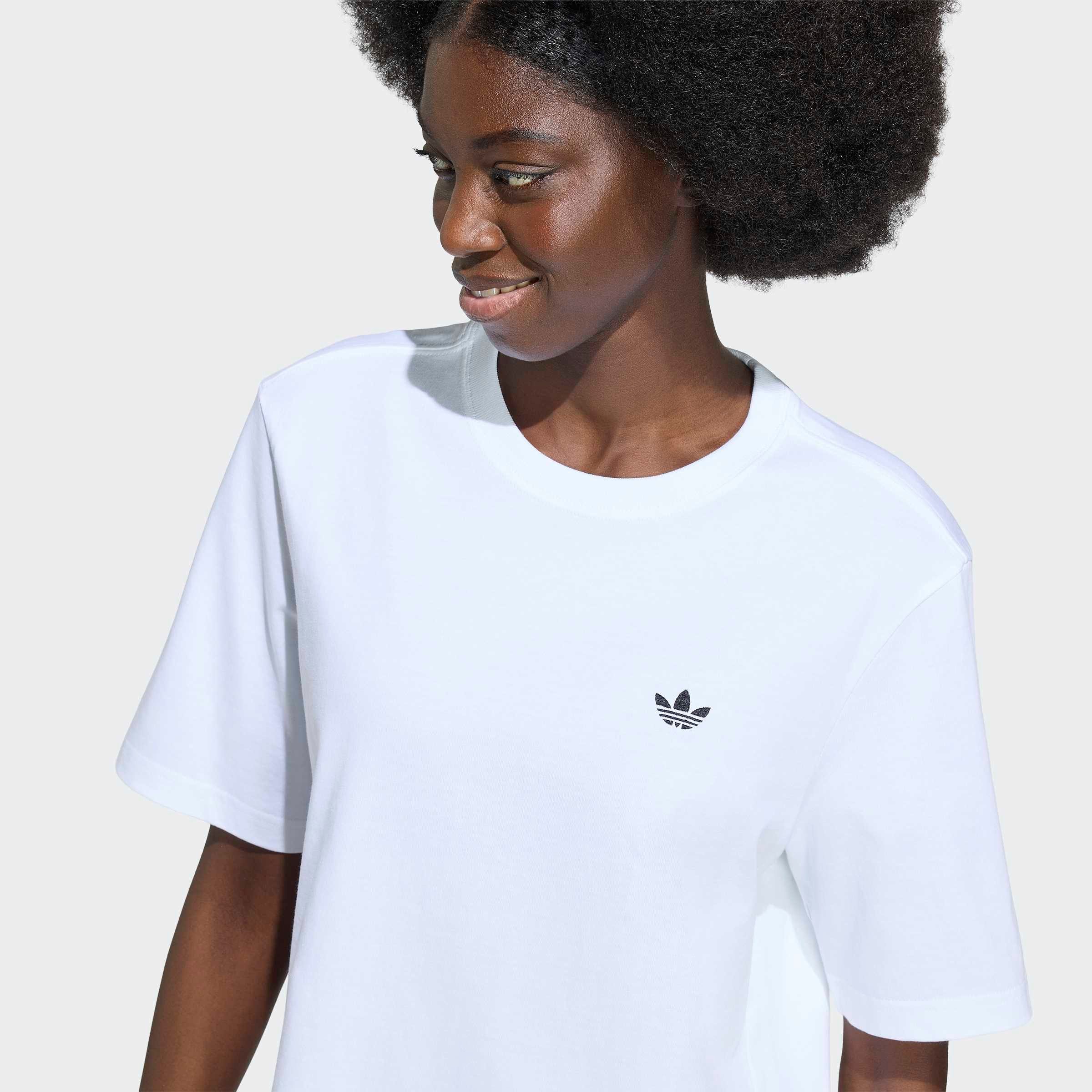 adidas Originals T-Shirt ESSENTIALS, LOCKER GESCHNITTEN für Erwachsene, mit sportlichem Stil, Kurzarmdesign, ohne Verschluss