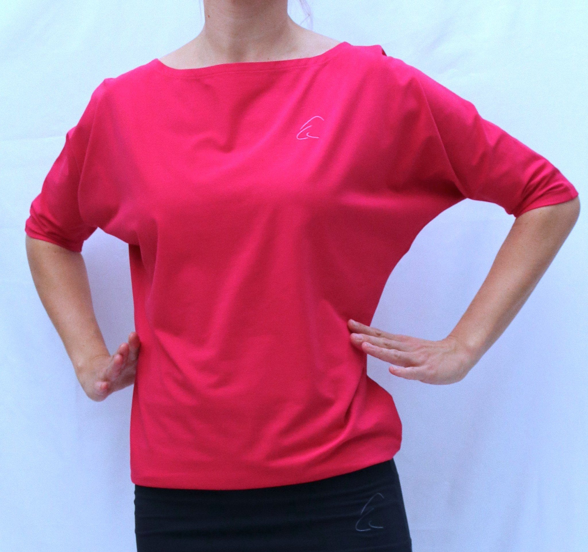 ESPARTO Yogashirt Halbarmshirt Sadaa in Bio-Baumwolle Wohlfühlshirt mit breitem Schulterausschnitt (U-Boot-Ausschnitt) Raspberry