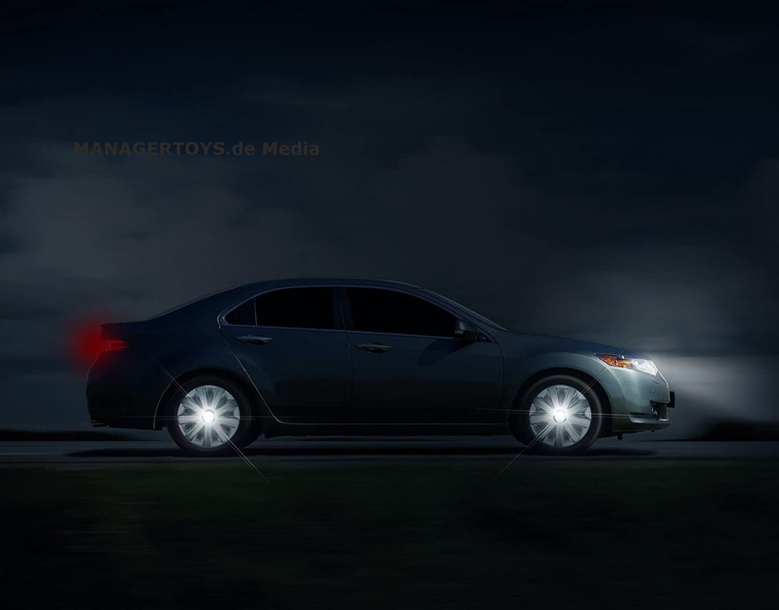 Michelin hubcap, four pieces, Luise wheel cover, 15 inch wheel trim, 4 pieces