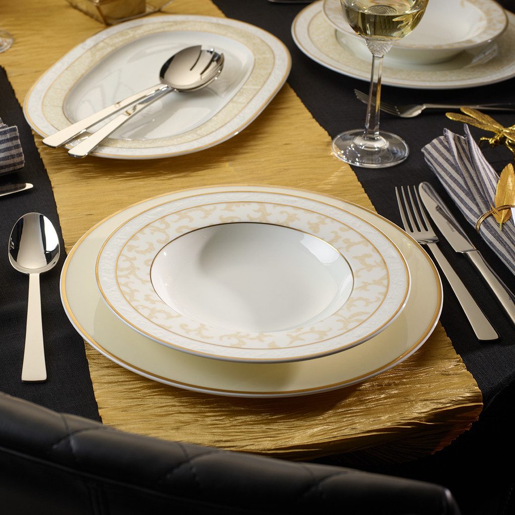 Villeroy & Boch Signature Speiseteller Ivoire Speiseteller, (1 St), Premium Bone Porcelain, spülmaschinenfest, Made in Germany