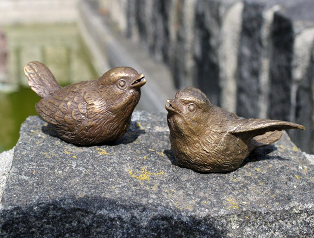 Bronzeskulpturen Skulptur Bronzefigur kleines Vogelpaar