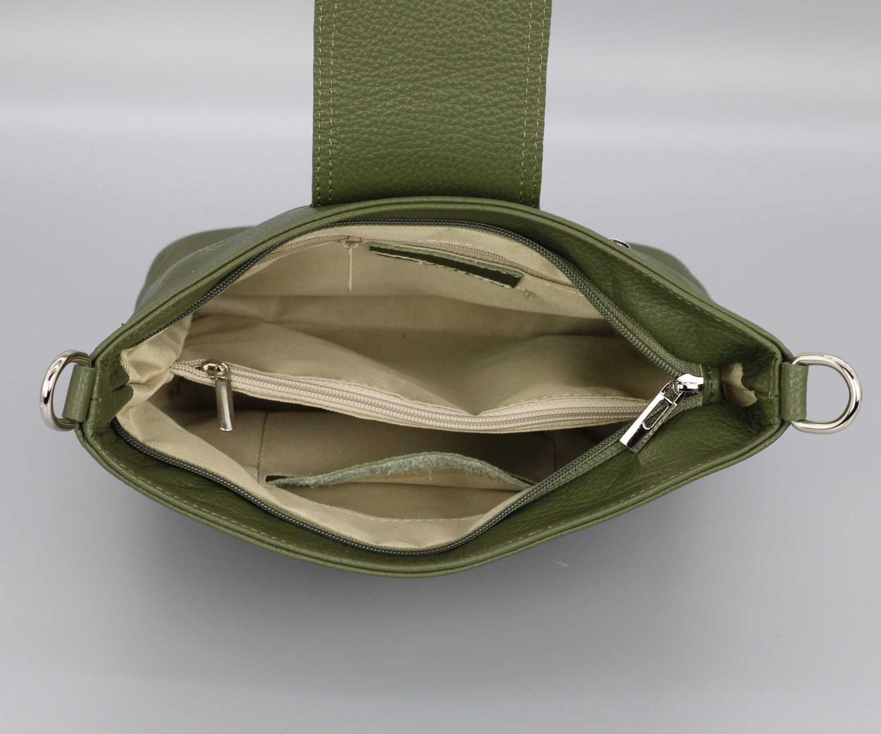 Adel Bags Schultertasche SARA Umhängetasche für Damen, Schultertasche aus Echtleder (Test SEHR GUT, Note 1.1), 20 Farboptionen, Hergestellt in Italien, mit 2 Riemen