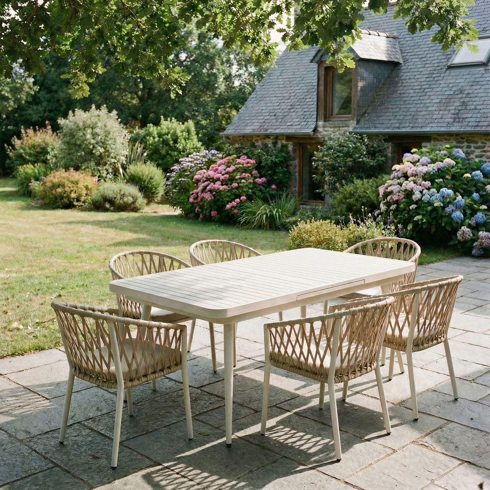 IDIMEX Garten-Essgruppe SUNNY, Gartenmöbel Set mit 6 Stühlen & ausziehbarem Tisch weiß/beige
