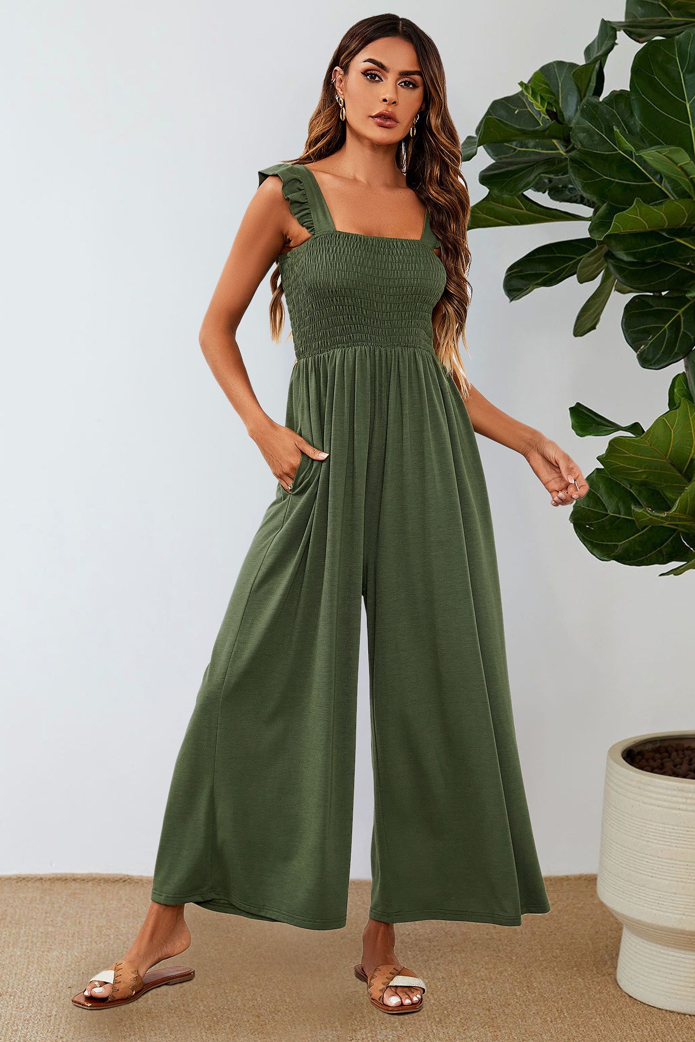 FS Collection Jumpsuit Damen Jumpsuit Stretch mit Smokdetails & weitem Bein - Trendy (Einheitsgröße: XS (EU:36 / UK:8) · S (EU:38 / UK:10) · M (EU:40 / UK:12) · L (EU:42 / UK:14) · XL (EU:44 / UK:16), 2 Farben: Olivgrün und Schwarz) 95% Polyester, 5% Elastane – weicher Jersey, elastisch, formstabil