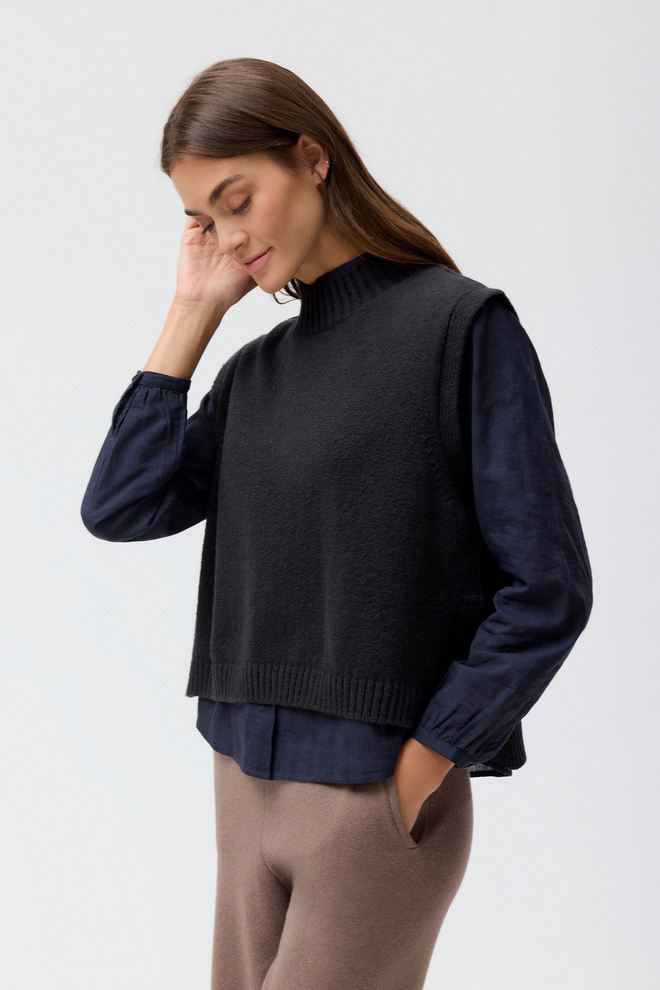 People Wear Organic Pullunder blau uni GOTS zertifiziert – Bild 2 von 5